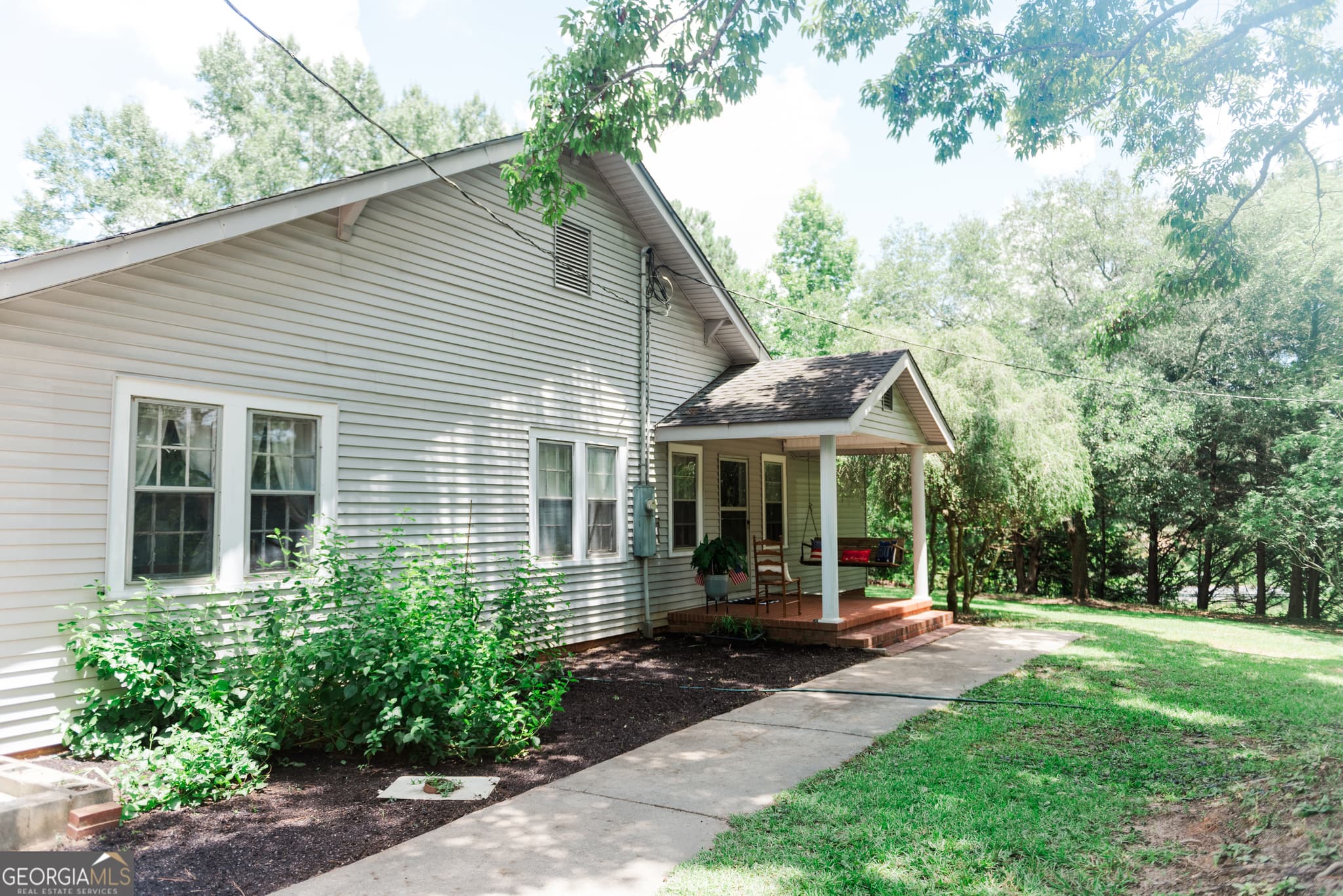 3 bedroom, 2 bathroom, 1,602 sq ft single family residence for sale at 348 Americus Highway, Butler, GA 31006 — photo 5