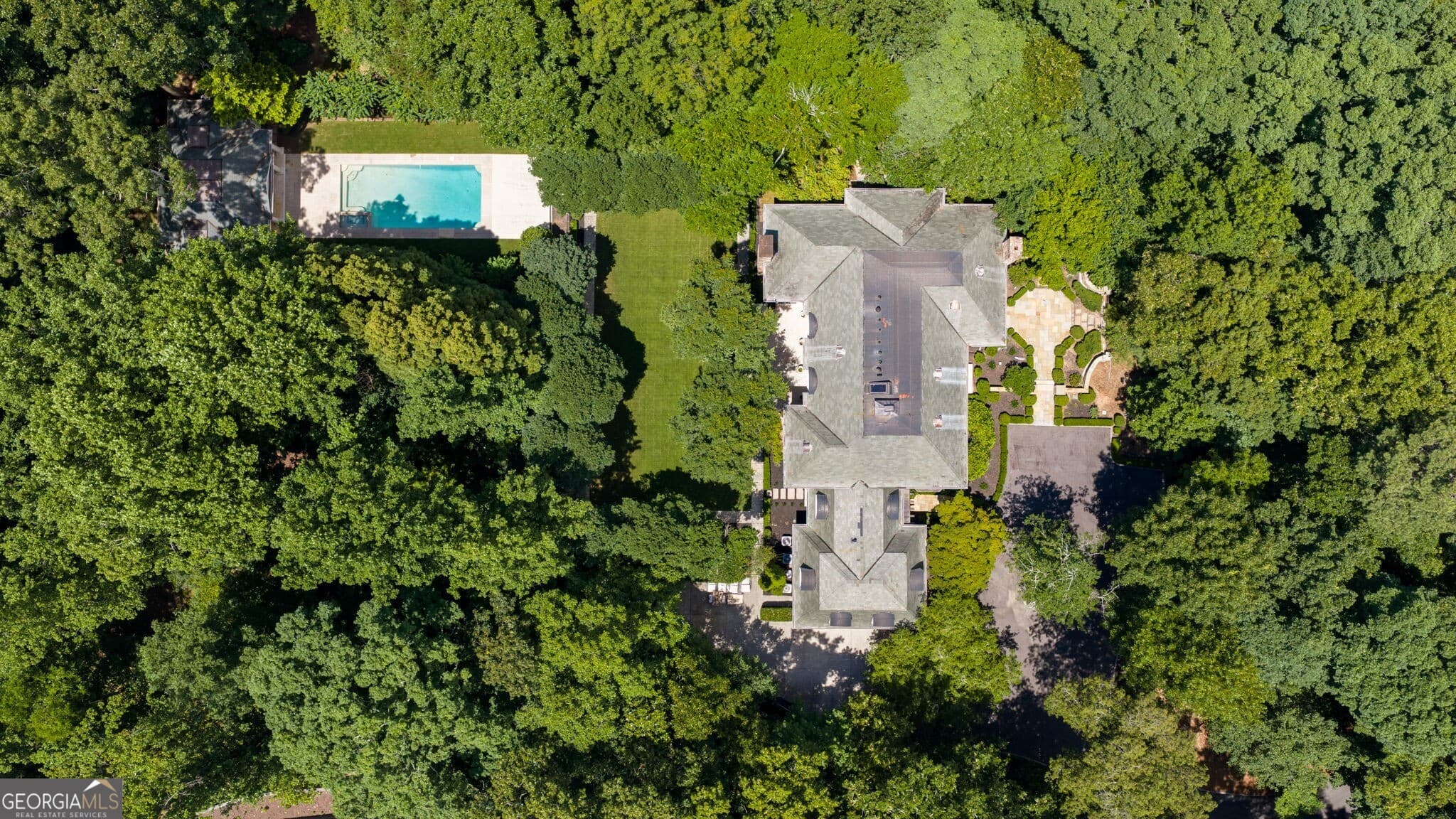 7 bedroom, 8 bathroom, 10,869 sq ft single family residence for sale at 2485 W Wesley Road, Atlanta, GA 30327 — photo 3