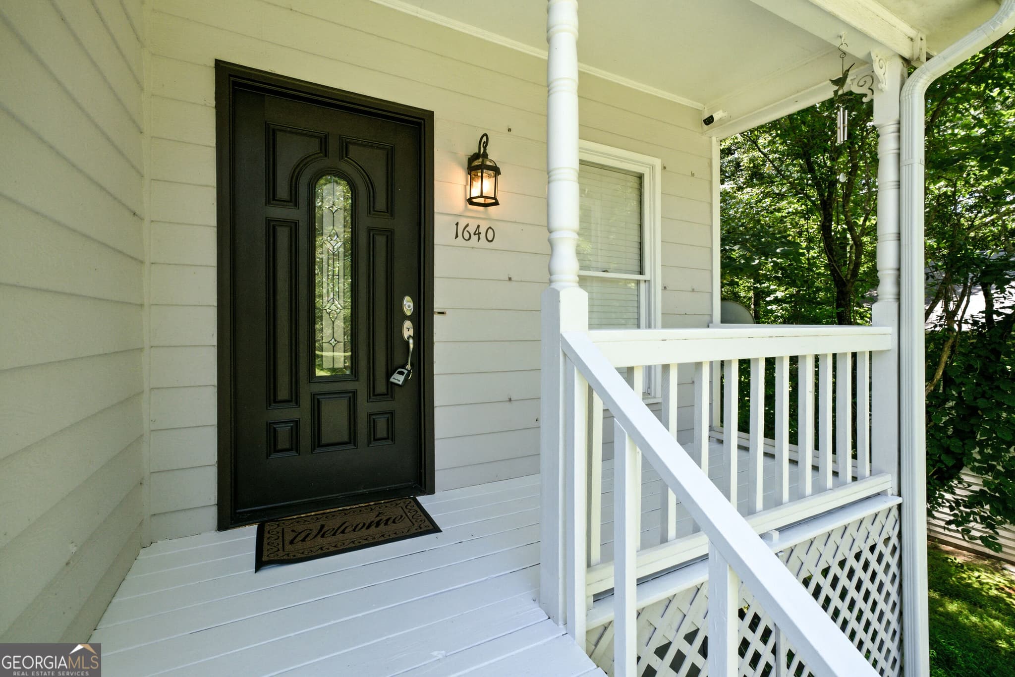 3 bedroom, 2.5 bathroom, 1,344 sq ft single family residence for sale at 1640 Riverview Court, Auburn, GA 30011 — photo 3
