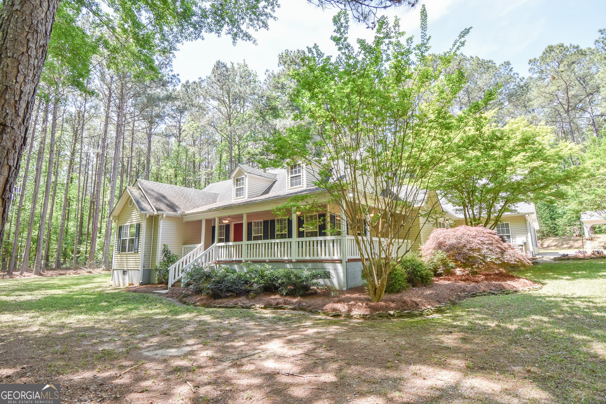 4 bedroom, 3 bathroom, 2,378 sq ft single family residence for sale at 75 Katies Court, Meansville, GA 30256 — photo 8
