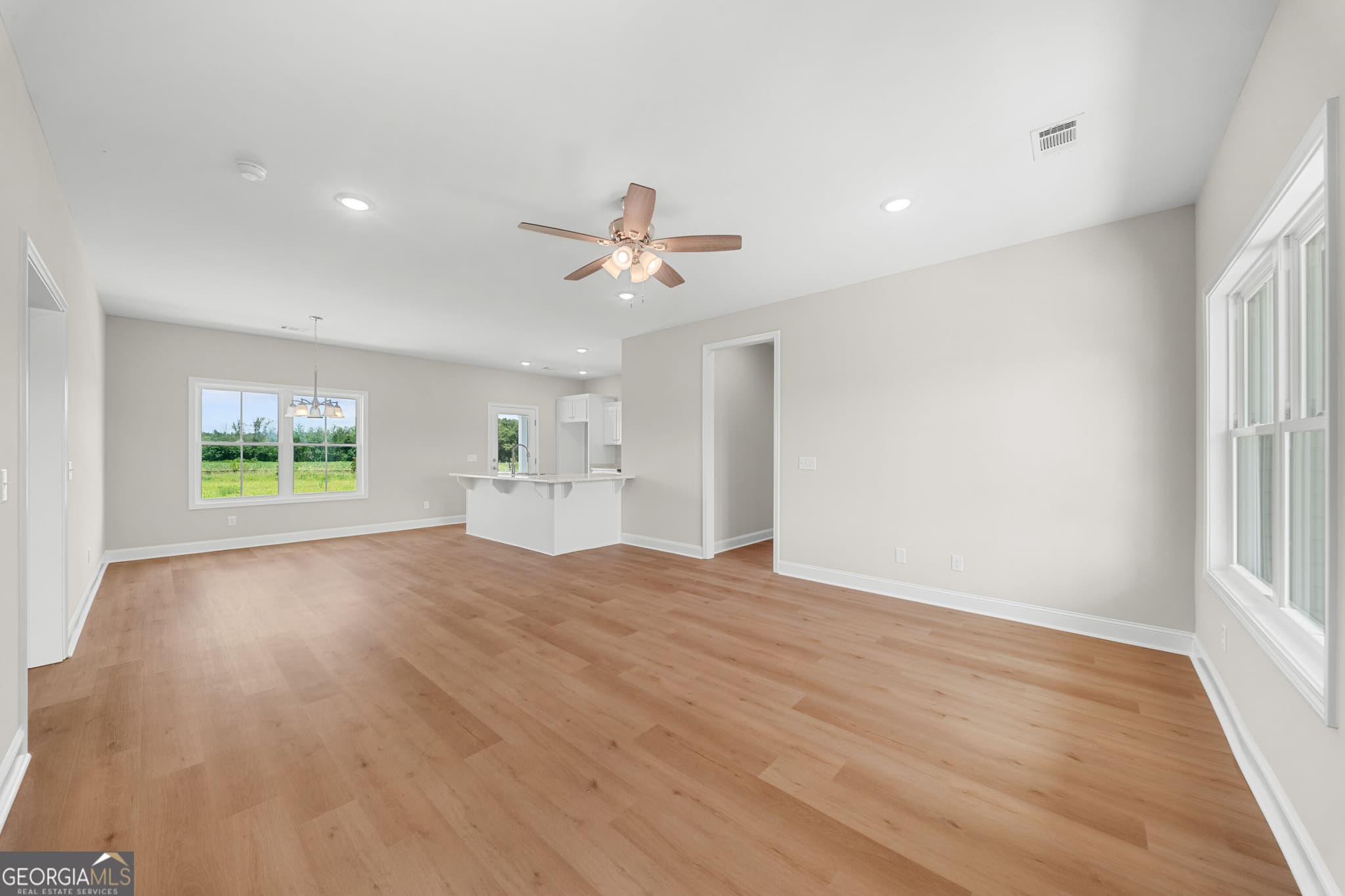 3 bedroom, 2 bathroom, 1,398 sq ft single family residence for sale at 169 Landmark Circle LOT 32, Statesboro, GA 30458 — photo 6