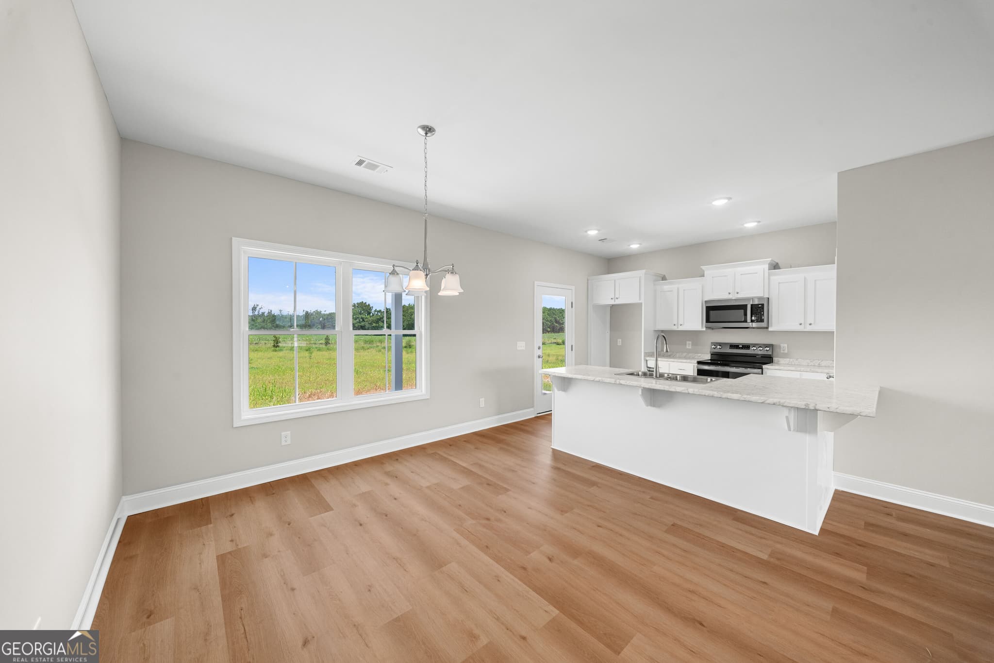 3 bedroom, 2 bathroom, 1,398 sq ft single family residence for sale at 169 Landmark Circle LOT 32, Statesboro, GA 30458 — photo 8