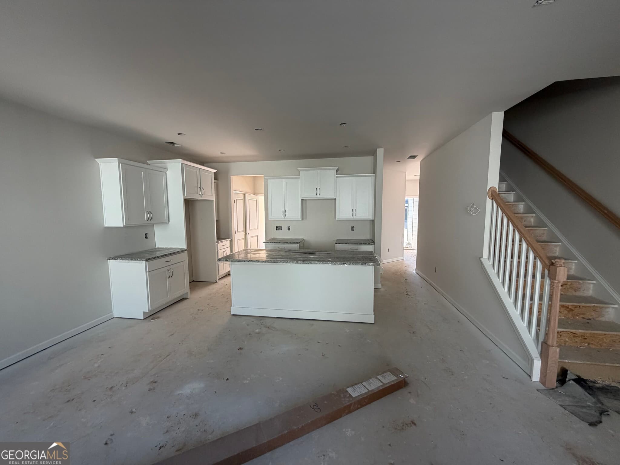 3 bedroom, 2.5 bathroom, 1,748 sq ft townhouse for sale at 2664 High View Court, Decatur, GA 30035 — photo 4