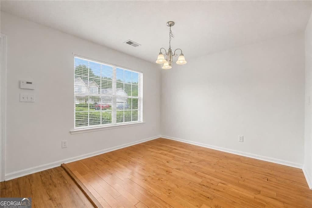 2 bedroom, 2.5 bathroom, 1,458 sq ft townhouse for sale at 413 Inkberry Drive, Atlanta, GA 30349 — photo 5