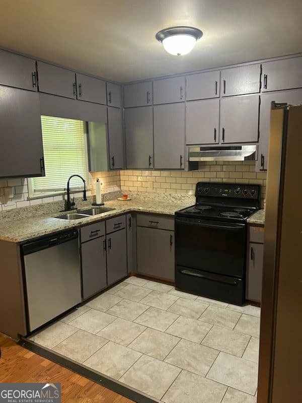 2 bedroom, 2 bathroom, 1,200 sq ft single family residence for sale at 4480 Wood Hollow Court, Douglasville, GA 30134 — photo 3