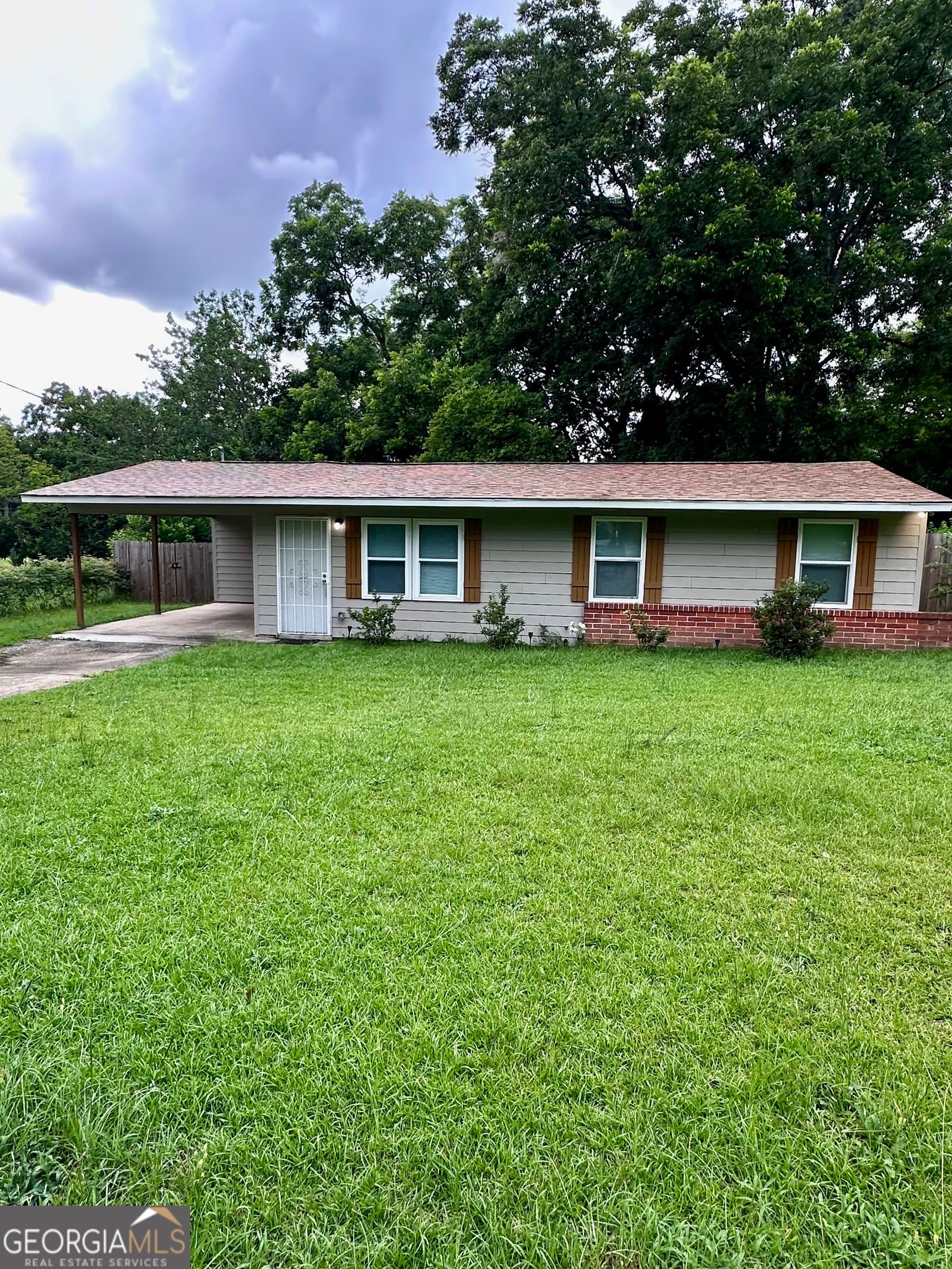 3 bedroom, 1 bathroom, 792 sq ft single family residence for sale at 4315 Elkan Avenue, Macon, GA 31206 — photo 2