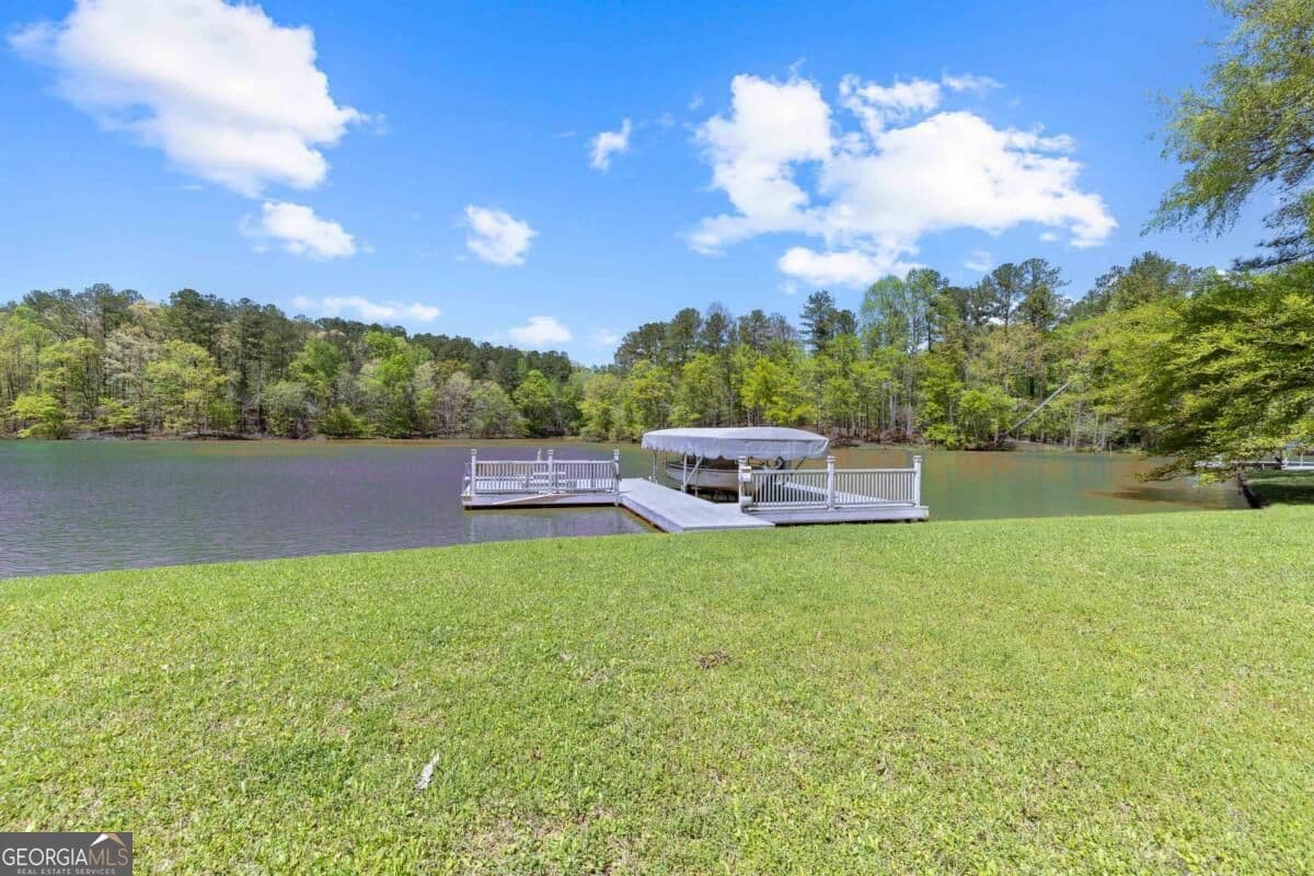 2 bedroom, 3 bathroom, 3,400 sq ft single family residence for sale at 1320 Tal Lewis Road, White Plains, GA 30678 — photo 5