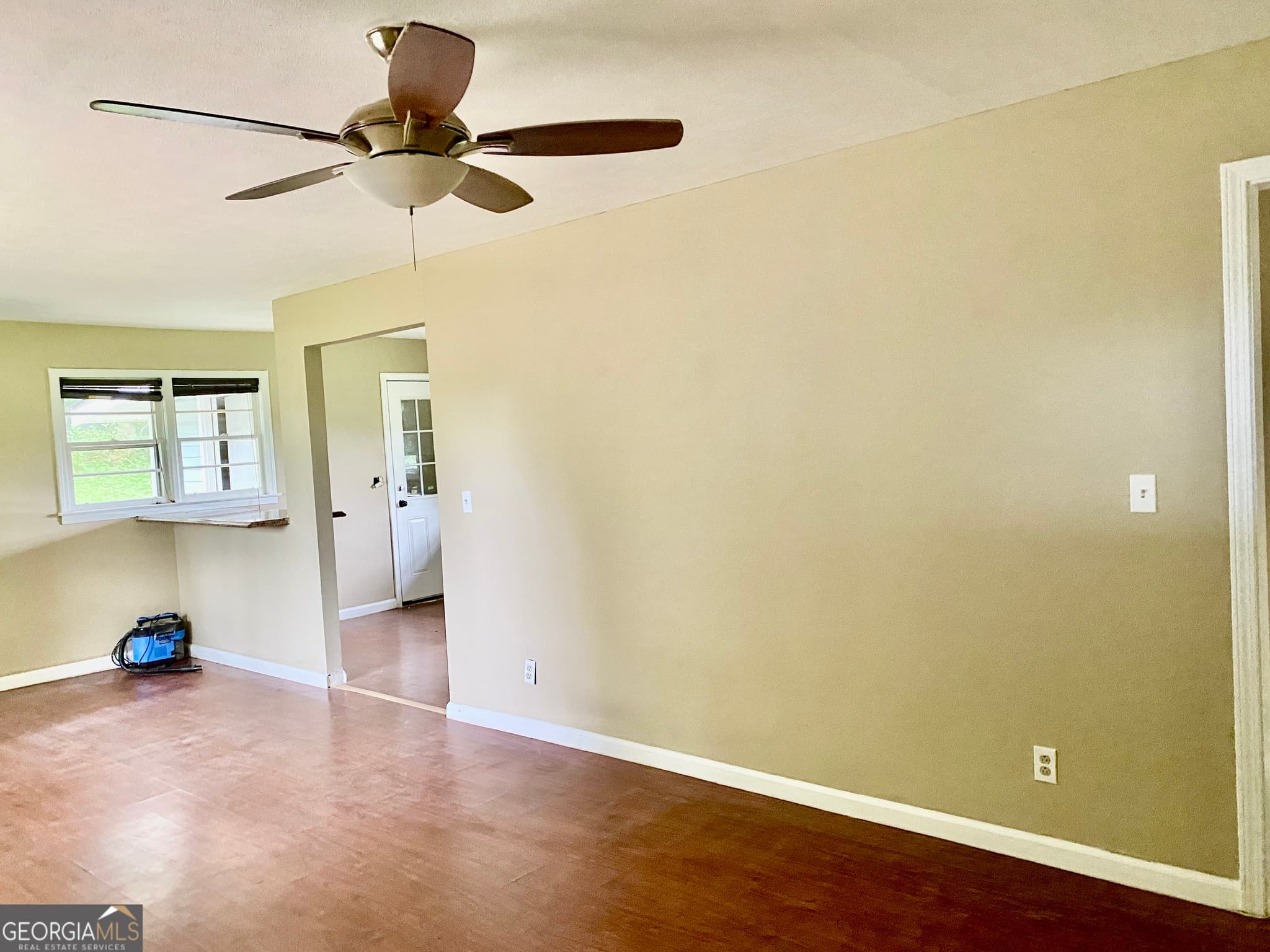 2 bedroom, 1 bathroom, 1,056 sq ft single family residence for sale at 514 Booze Mountain Road, Lindale, GA 30147 — photo 6