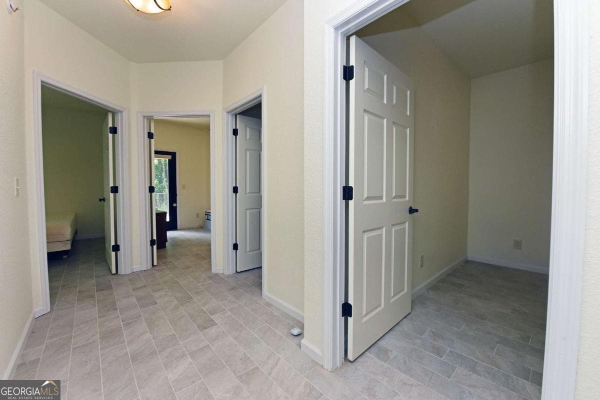 3 bedroom, 2 bathroom cabin,single family residence for sale at 714 Mountain View Road 36, 35, Hiawassee, GA 30546 — photo 9
