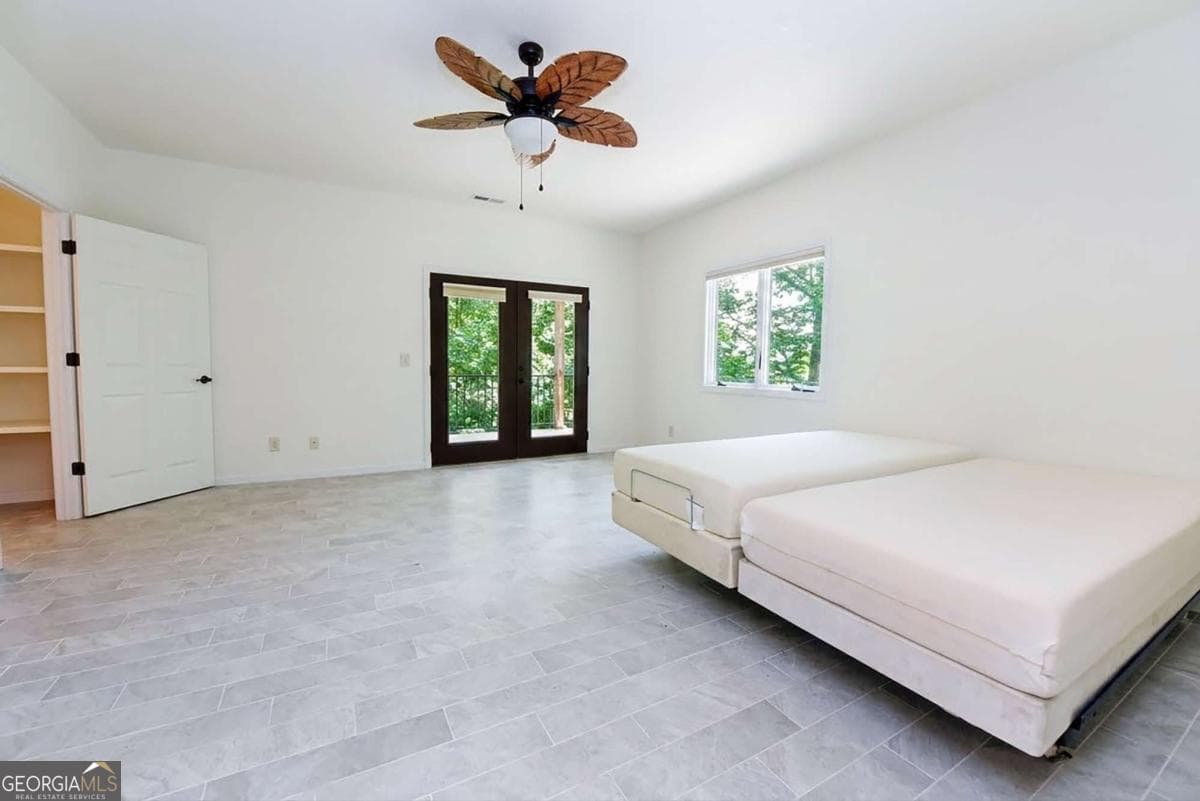 3 bedroom, 2 bathroom cabin,single family residence for sale at 714 Mountain View Road 36, 35, Hiawassee, GA 30546 — photo 10