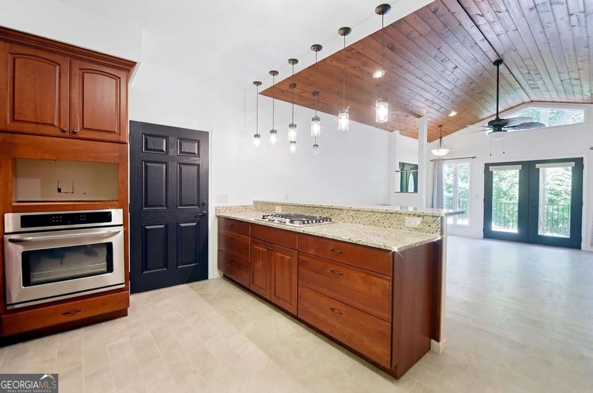 3 bedroom, 2 bathroom cabin,single family residence for sale at 714 Mountain View Road 36, 35, Hiawassee, GA 30546 — photo 8