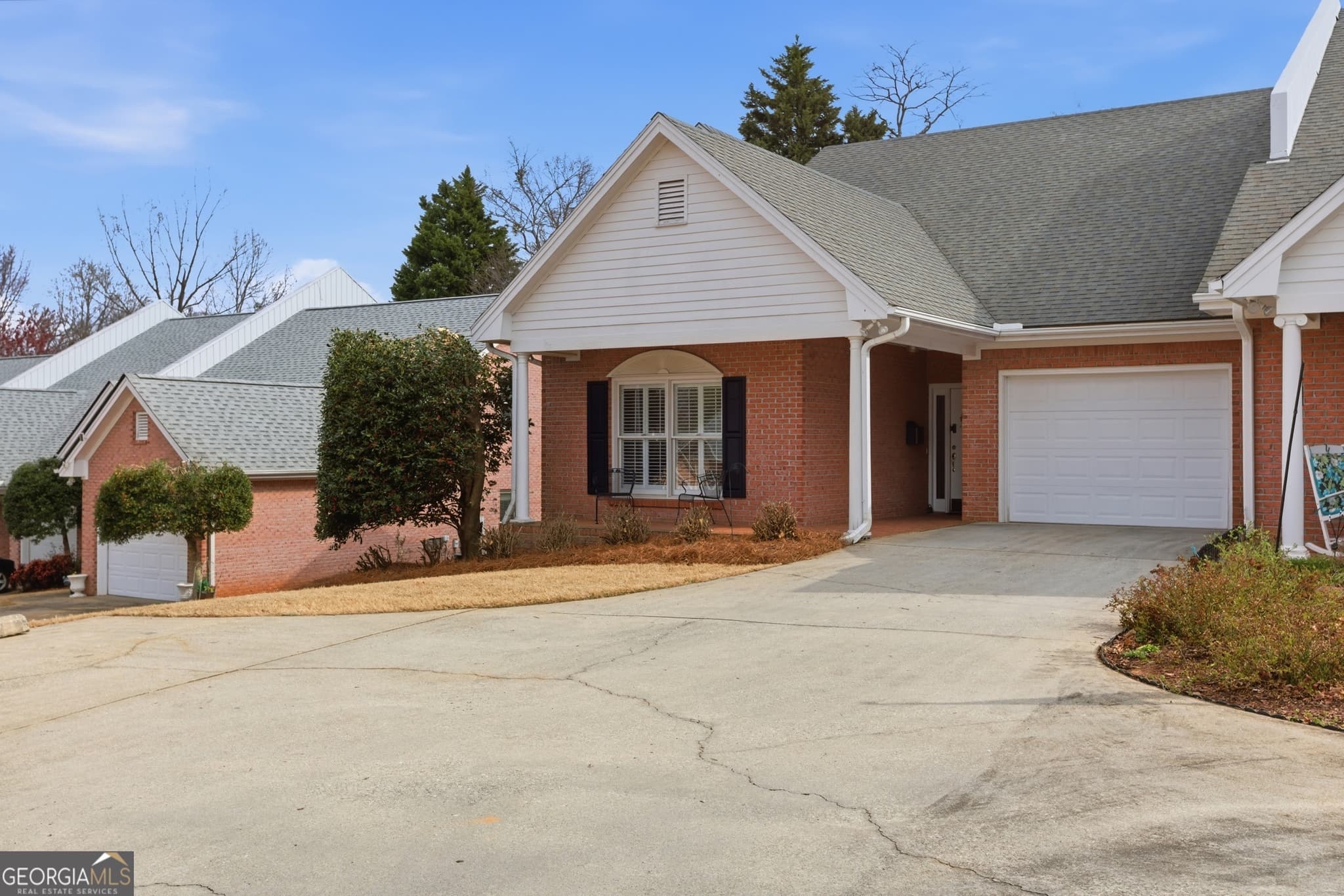3 bedroom, 3 bathroom, 2,424 sq ft condominium for sale at 22 Green Hill Place, Toccoa, GA 30577 — photo 7