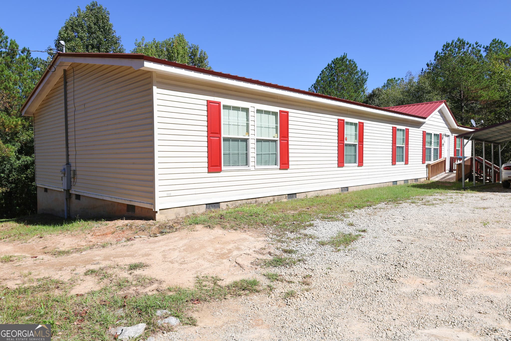 4 bedroom, 2 bathroom, 2,432 sq ft manufactured home,single family residence for sale at 113 Chipper Lane, Sparta, GA 31087 — photo 3