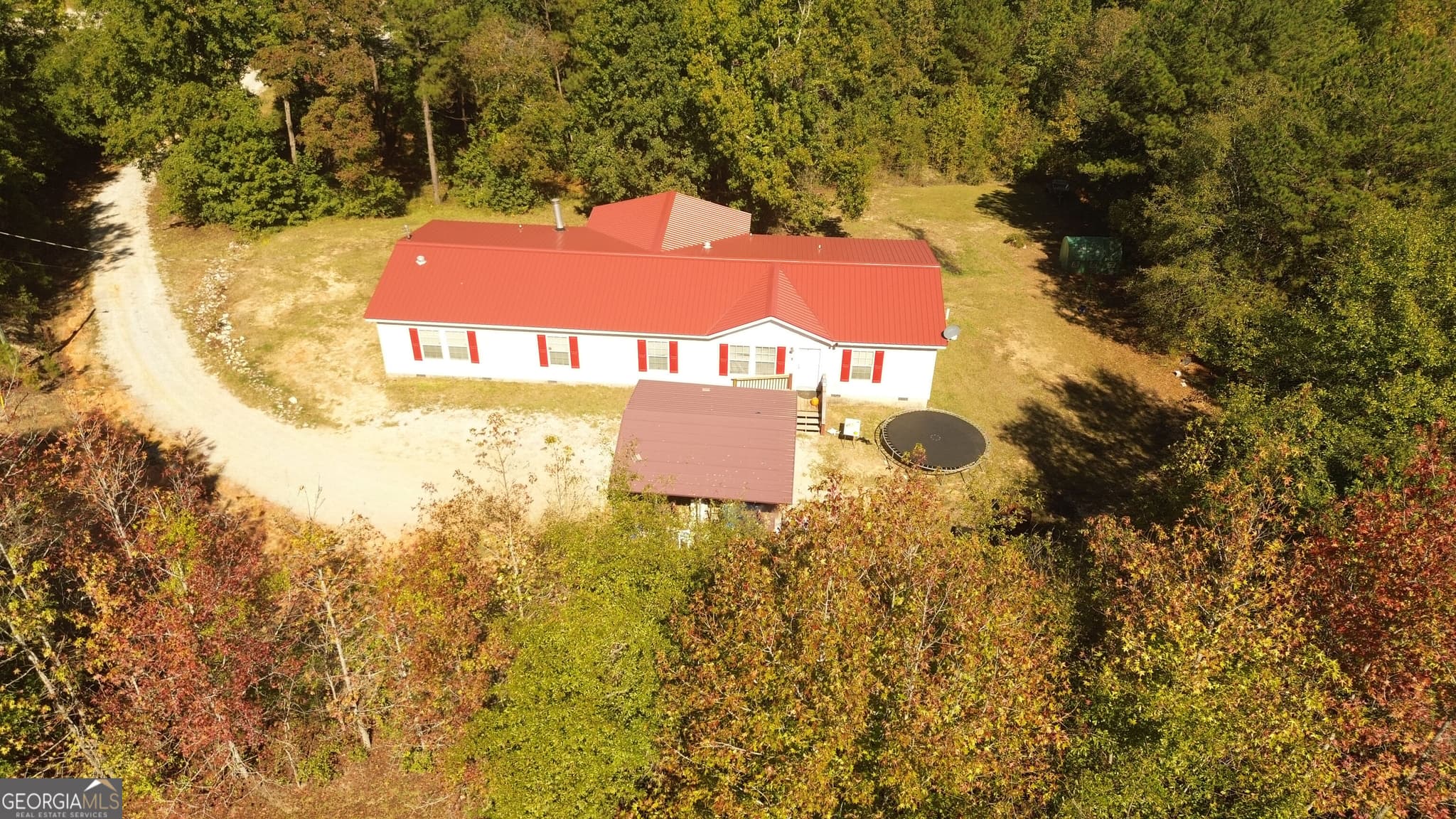 4 bedroom, 2 bathroom, 2,432 sq ft manufactured home,single family residence for sale at 113 Chipper Lane, Sparta, GA 31087