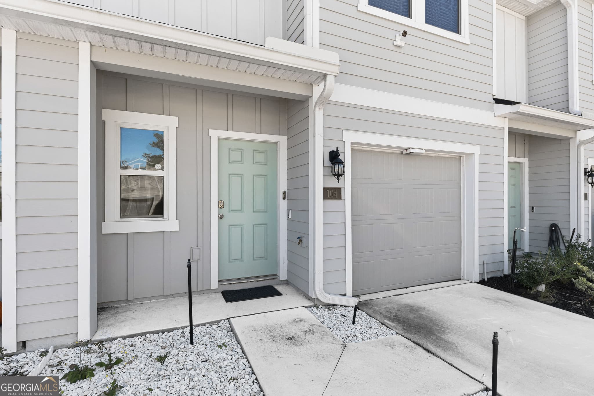 3 bedroom, 2.5 bathroom single family residence for sale at 104 Deep Bay Circle, Saint Marys, GA 31558 — photo 2