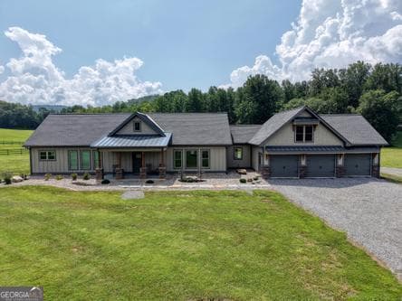 2 bedroom, 2.5 bathroom, 2,466 sq ft single family residence for sale at 186 Rice Landing Court, Hayesville, NC 28904 — photo 6