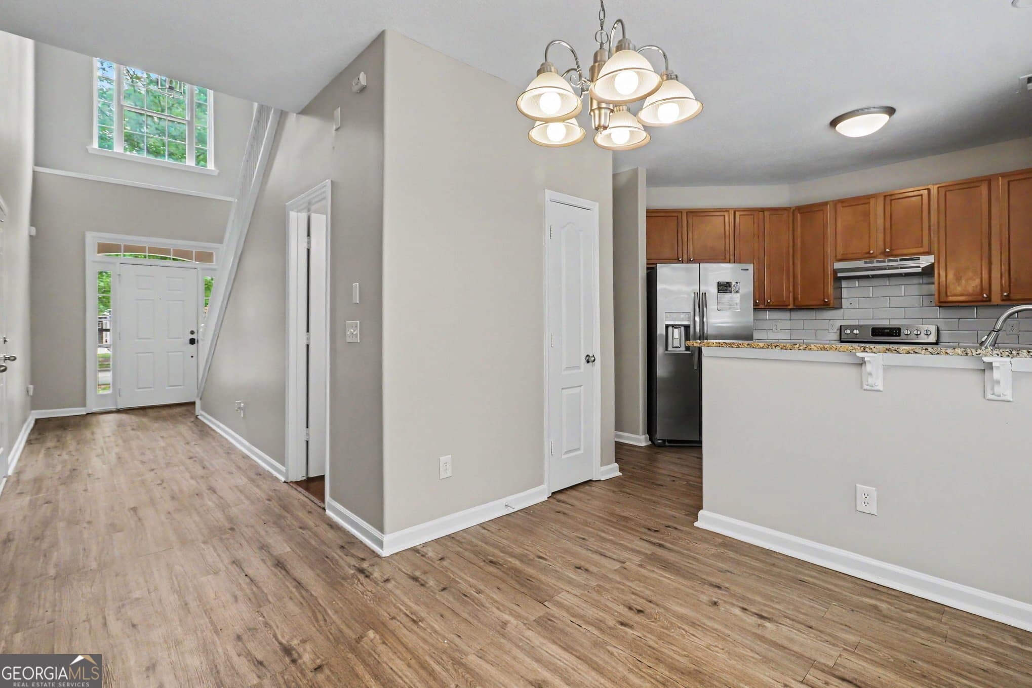 4 bedroom, 2.5 bathroom, 2,189 sq ft single family residence for sale at 107 Shadow Creek Court, Fairburn, GA 30213 — photo 9