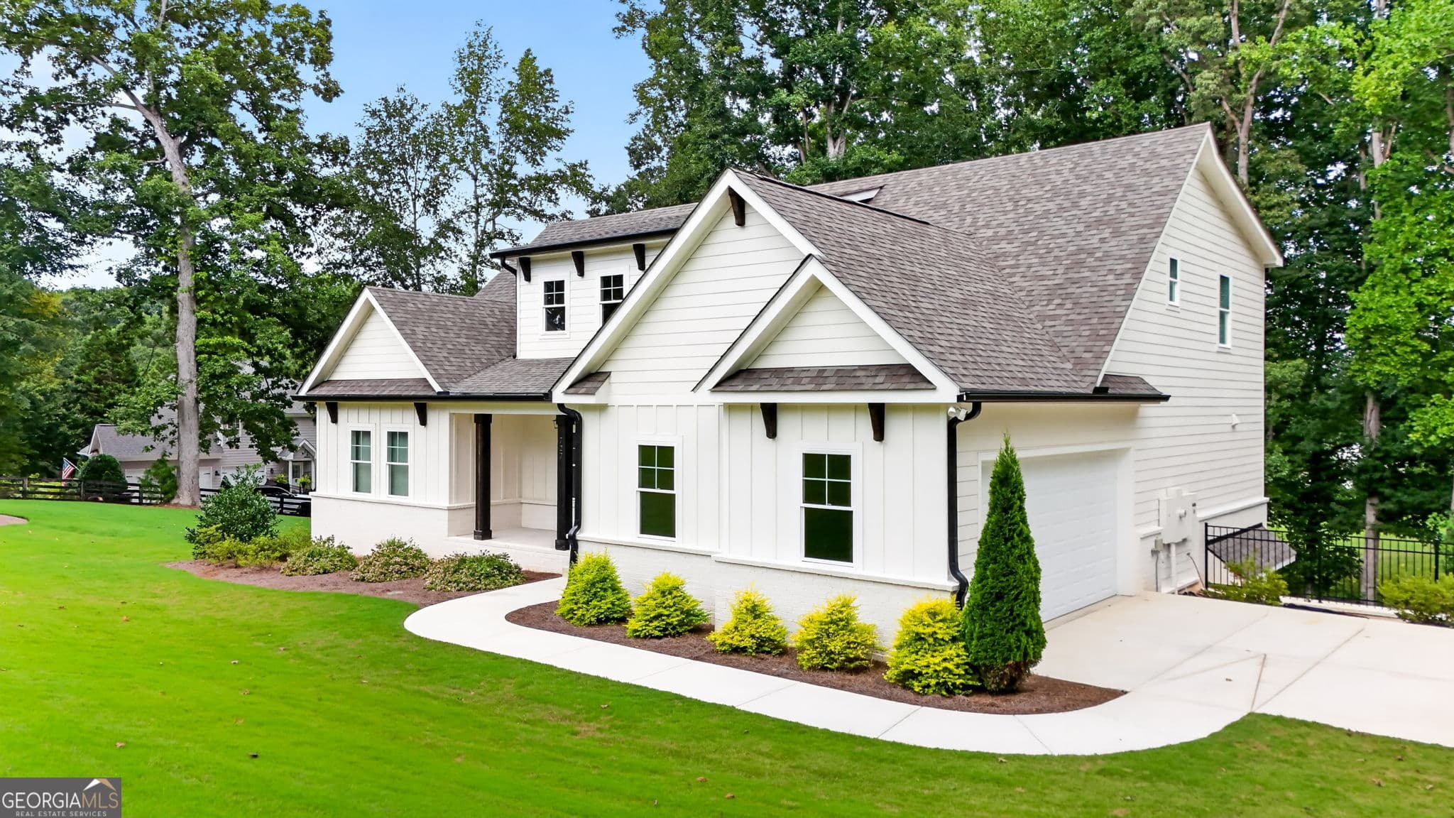 5 bedroom, 3.5 bathroom, 3,324 sq ft single family residence for sale at 727 Old Collins Road, Hoschton, GA 30548 — photo 8