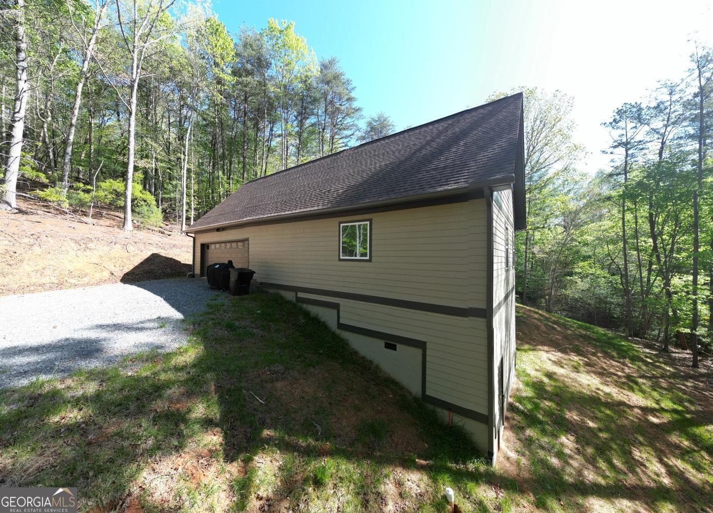 3 bedroom, 2.5 bathroom single family residence for sale at 618 Satsuma Court, Ellijay, GA 30540 — photo 5