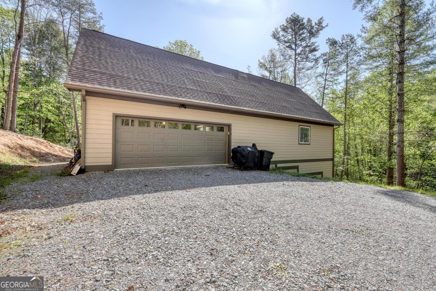 3 bedroom, 2.5 bathroom single family residence for sale at 618 Satsuma Court, Ellijay, GA 30540 — photo 4