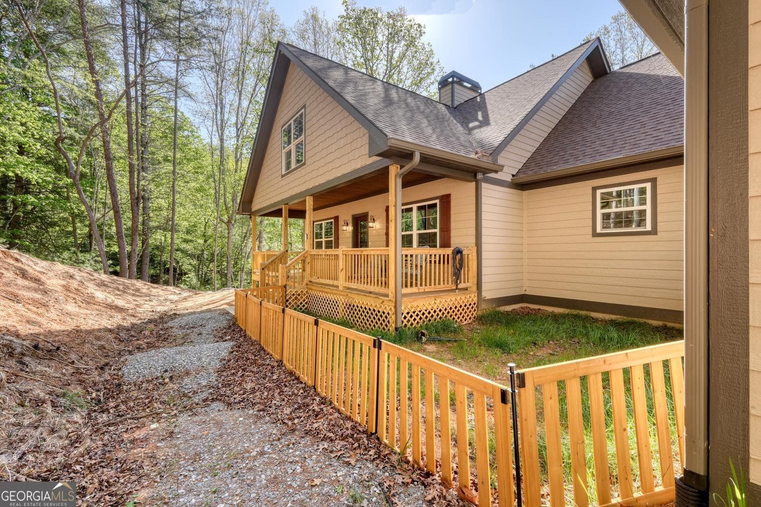 3 bedroom, 2.5 bathroom single family residence for sale at 618 Satsuma Court, Ellijay, GA 30540 — photo 8