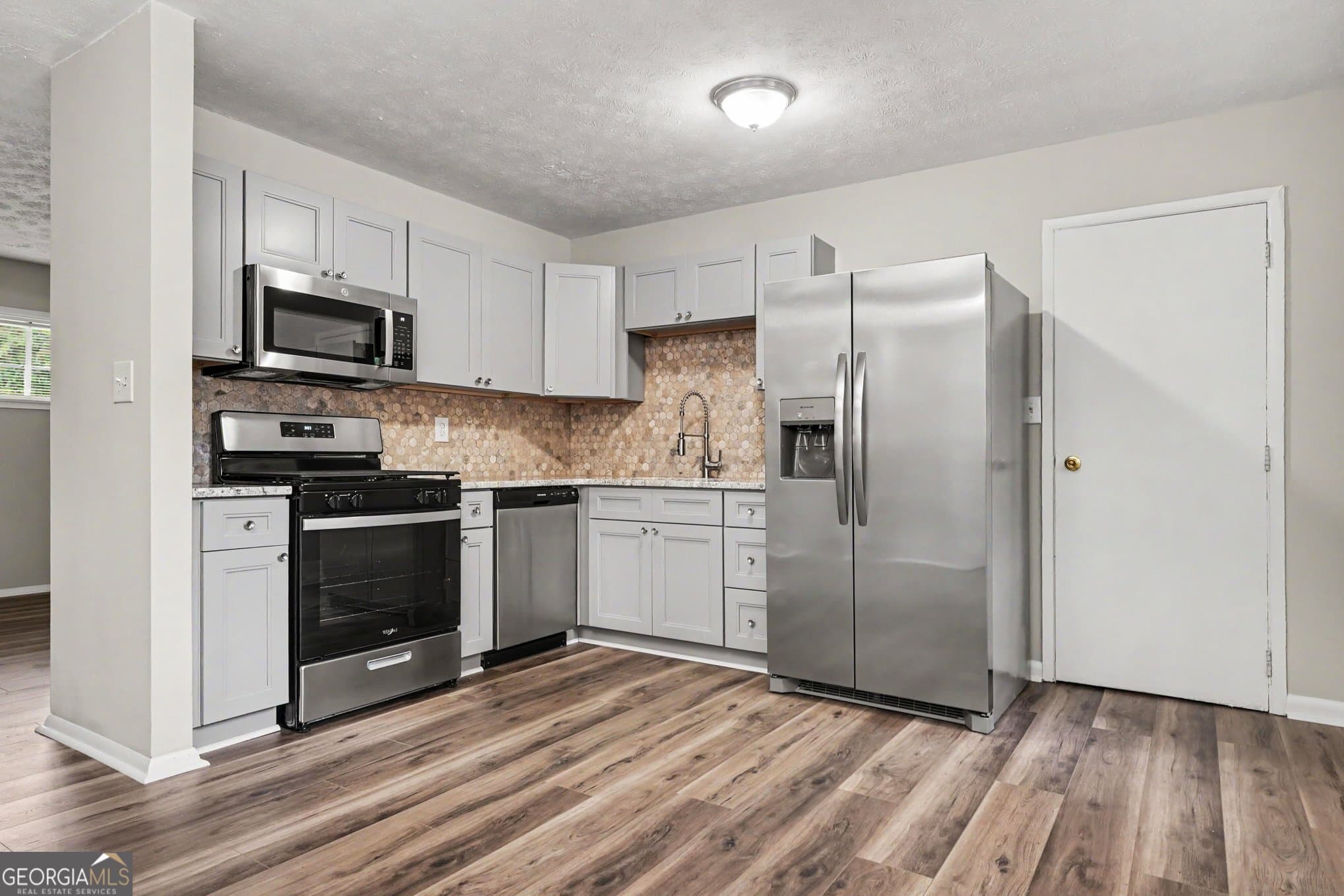 3 bedroom, 2 bathroom, 1,314 sq ft single family residence for rent at 1315 Pineglen Drive, Riverdale, GA 30296 for $1,850 a month — photo 8