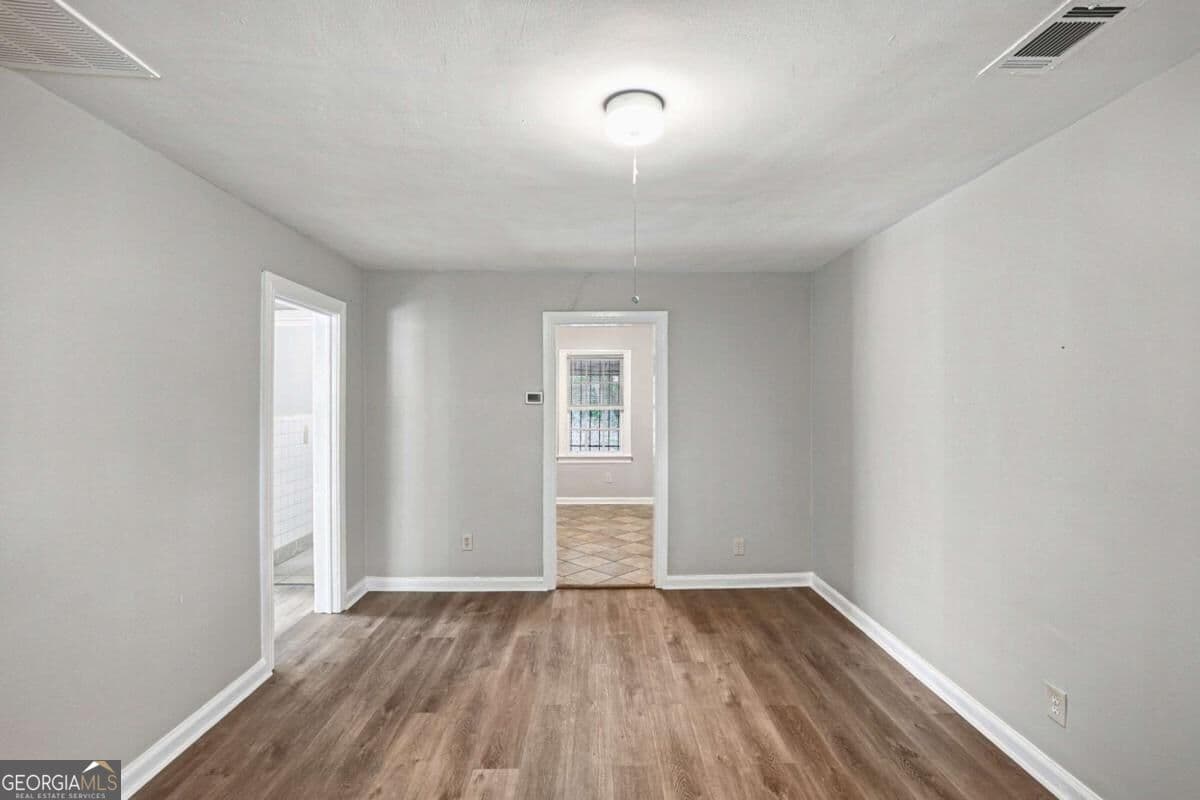 2 bedroom, 1 bathroom, 1,164 sq ft single family residence for sale at 2903 Blount Street, East Point, GA 30344 — photo 3