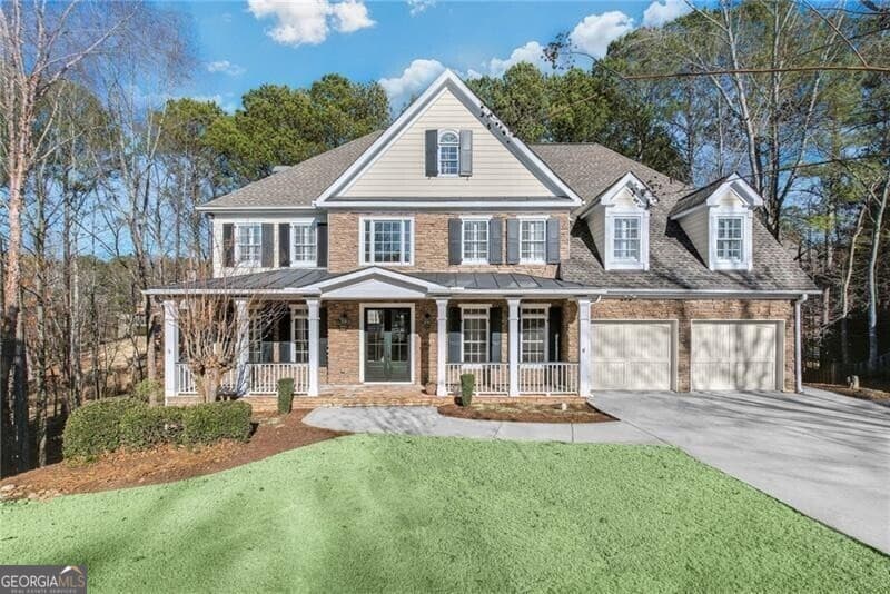 6 bedroom, 5.5 bathroom, 5,507 sq ft single family residence sold at 1584 Fernstone Circle, Acworth, GA 30101