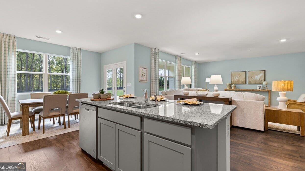 4 bedroom, 2 bathroom, 2,250 sq ft single family residence for sale at 286 Defilippe Road, Statham, GA 30666 — photo 4