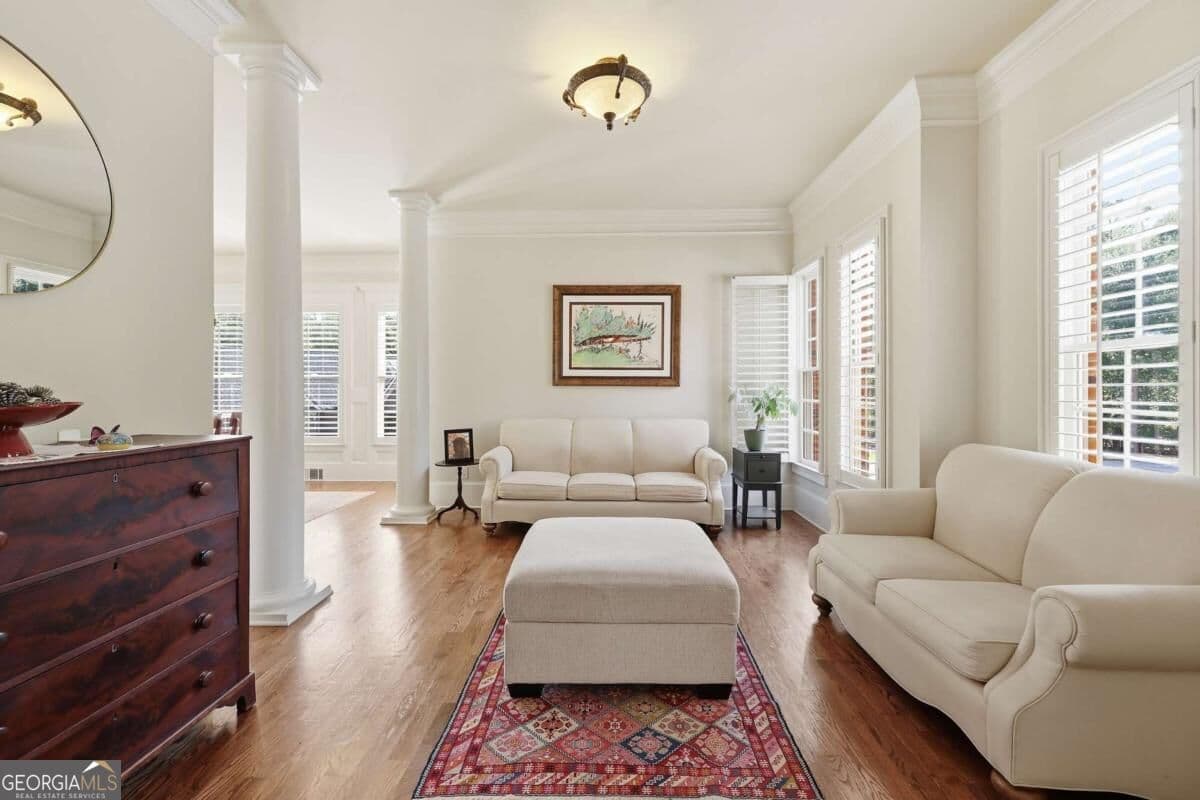 5 bedroom, 4.5 bathroom, 5,263 sq ft single family residence for sale at 1021 Oxford Way, Watkinsville, GA 30677 — photo 6