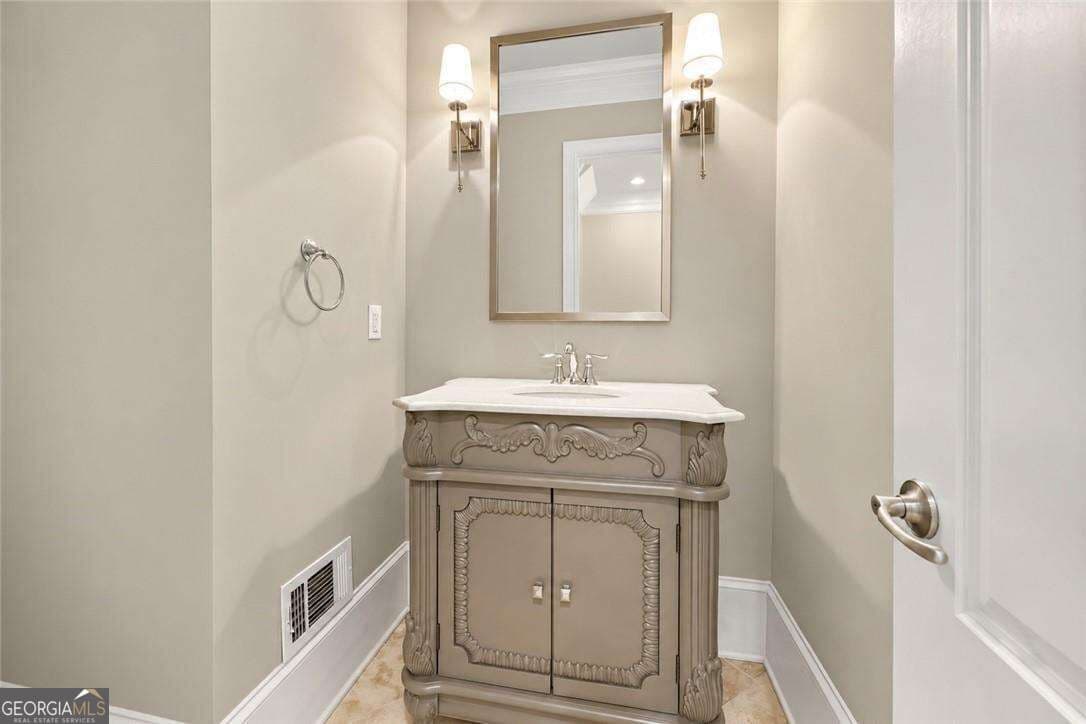 5 bedroom, 4.5 bathroom, 5,263 sq ft single family residence for sale at 1021 Oxford Way, Watkinsville, GA 30677 — photo 9