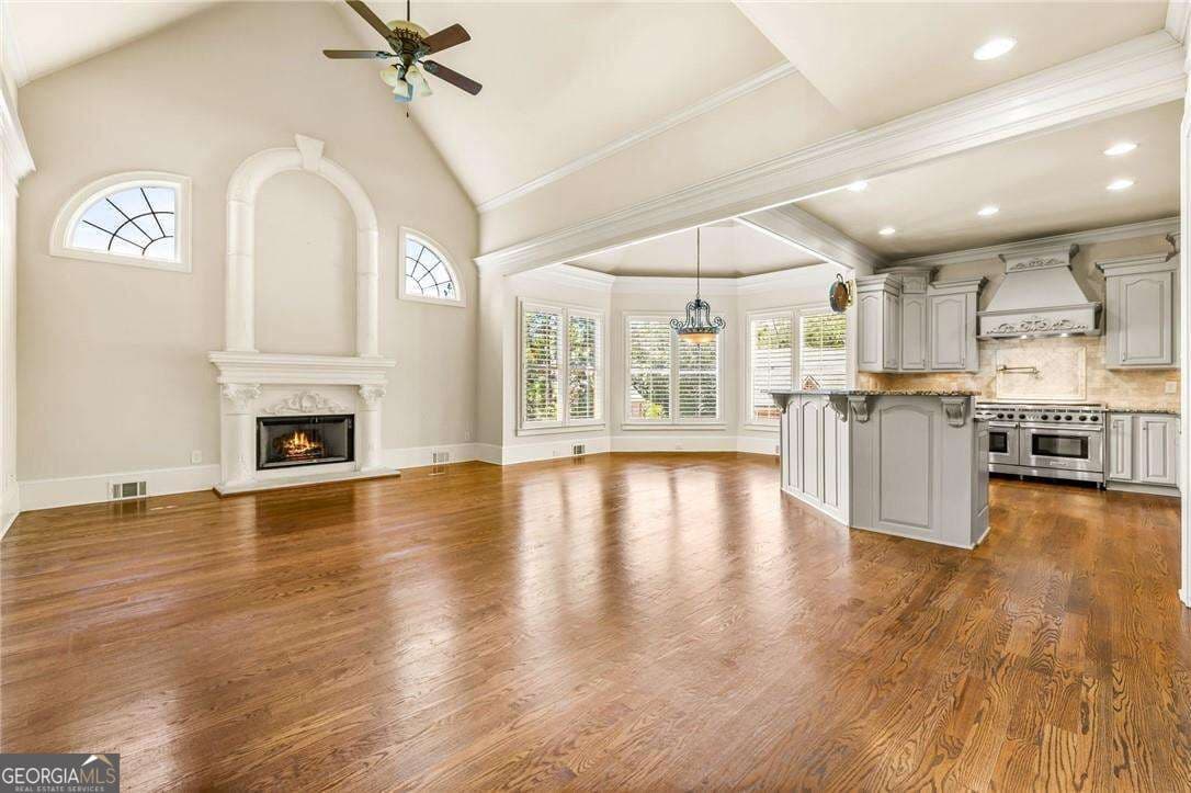 5 bedroom, 4.5 bathroom, 5,263 sq ft single family residence for sale at 1021 Oxford Way, Watkinsville, GA 30677 — photo 10