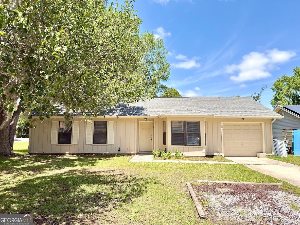 3 bedroom, 2 bathroom, 1,305 sq ft single family residence for rent at 202 Cypress Drive, Kingsland, GA 31548 for $1,700 a month — photo 1 of 1