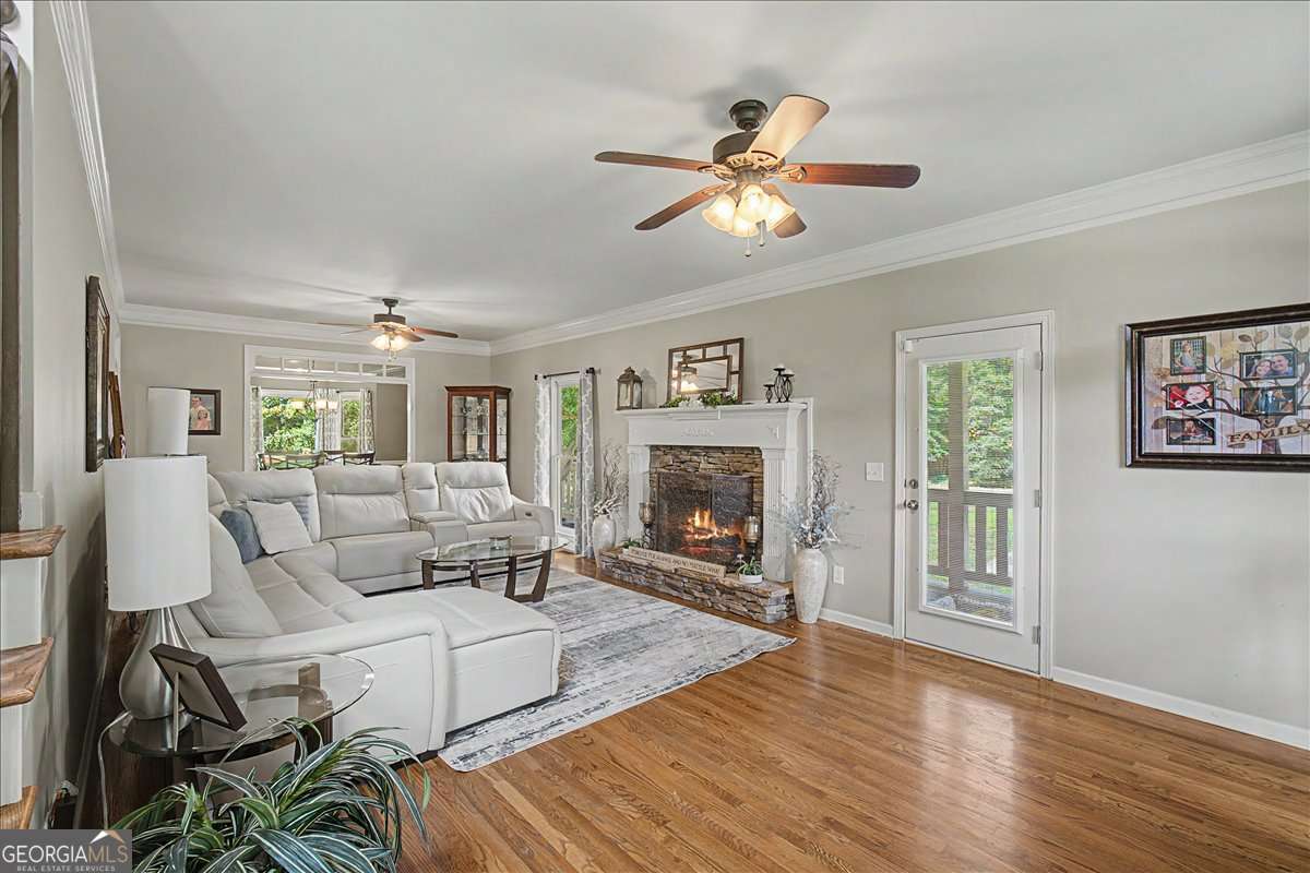5 bedroom, 4.5 bathroom, 3,189 sq ft single family residence for sale at 62 River Walk Parkway, Euharlee, GA 30145 — photo 10