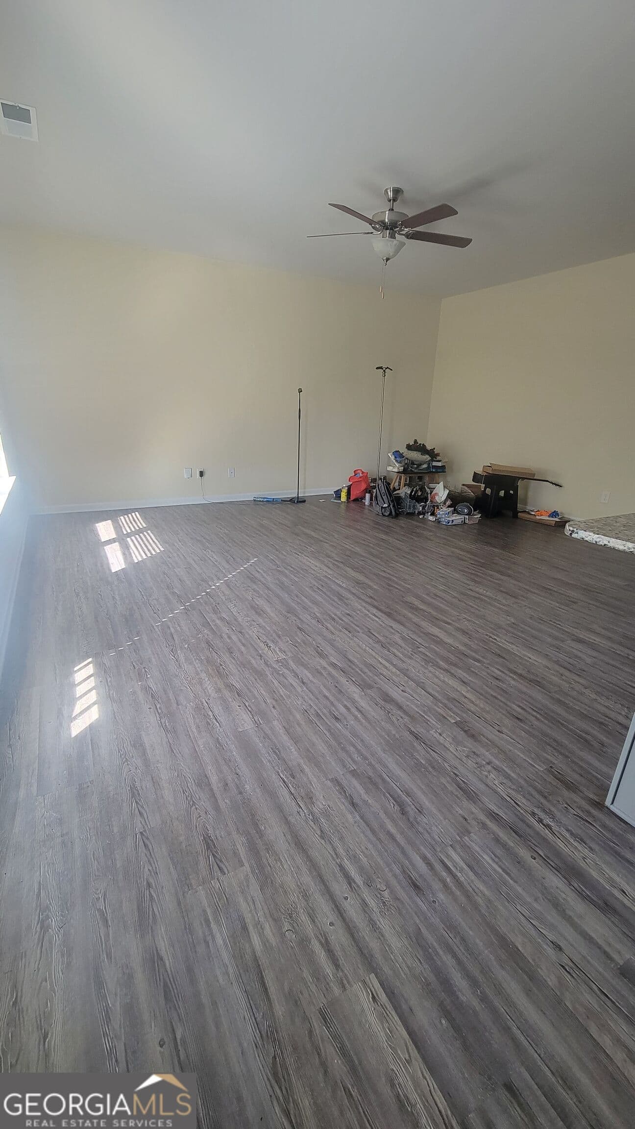 3 bedroom, 2 bathroom single family residence for rent at 20 Willowrun Drive, Rome, GA 30165 for $1,800 a month — photo 5