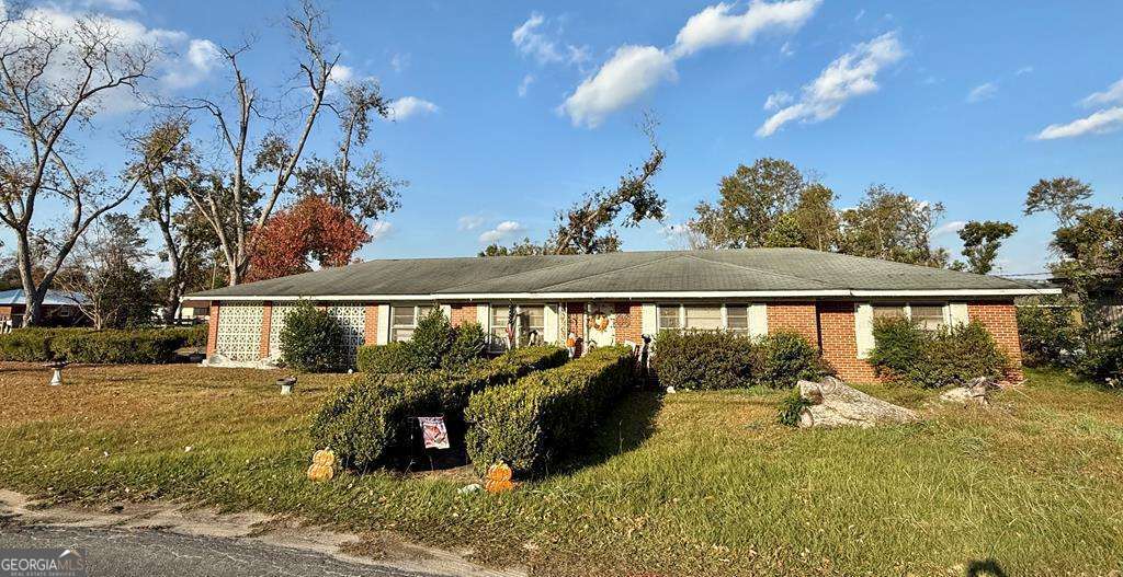 10 W First Avenue, Hazlehurst, GA 31539 — most recent listing photo