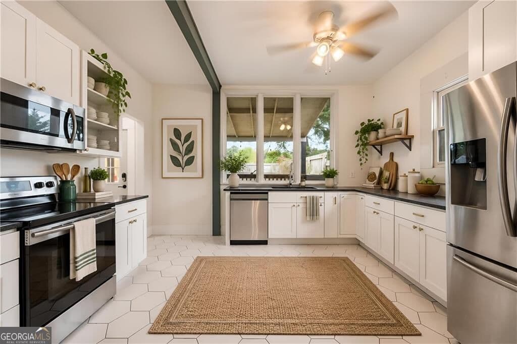 4 bedroom, 3 bathroom, 2,284 sq ft single family residence for sale at 691 Florence Place, Atlanta, GA 30318 — photo 8