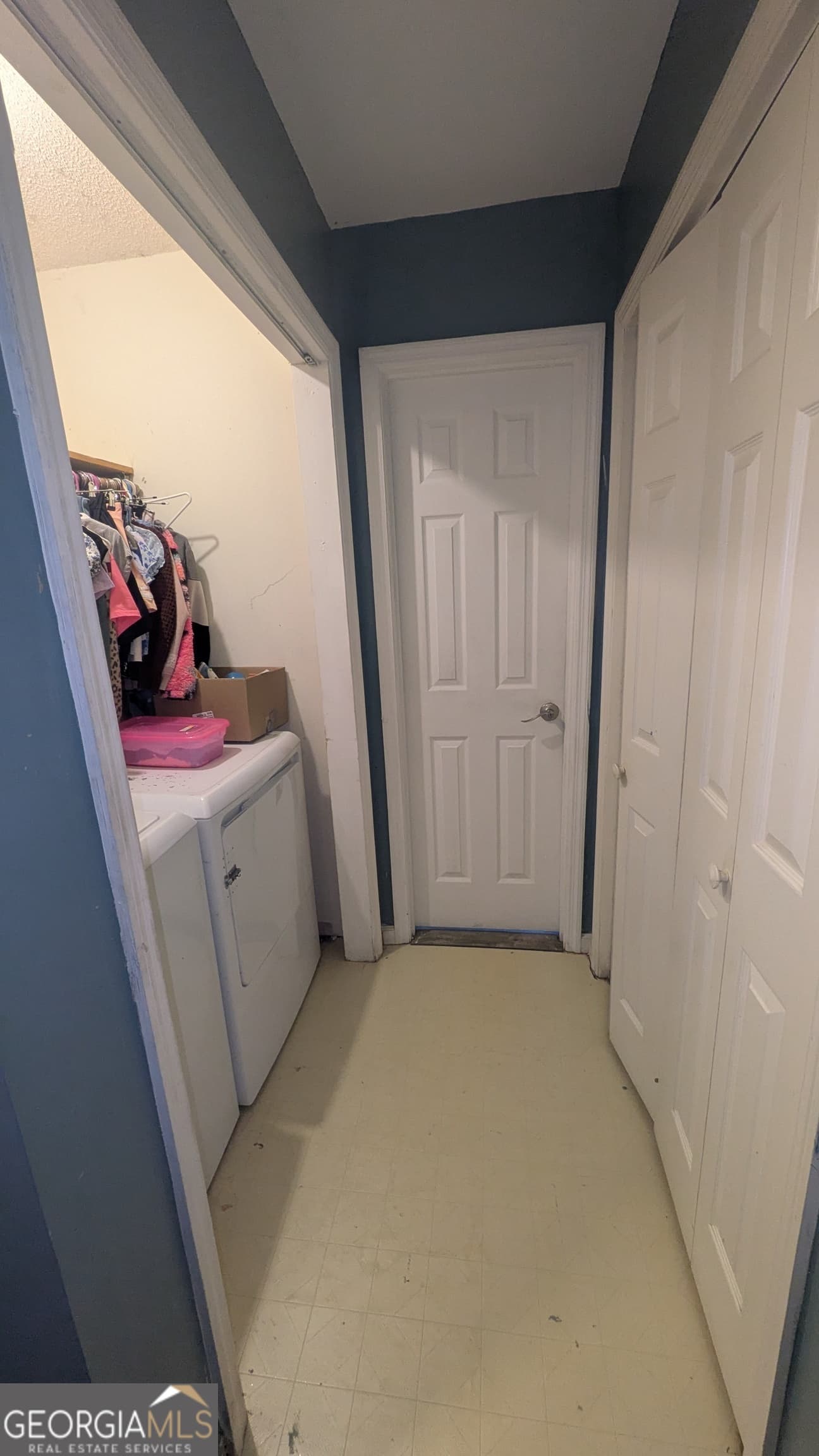3 bedroom, 2 bathroom single family residence for sale at 327 Lovebridge Road, Calhoun, GA 30701 — photo 10