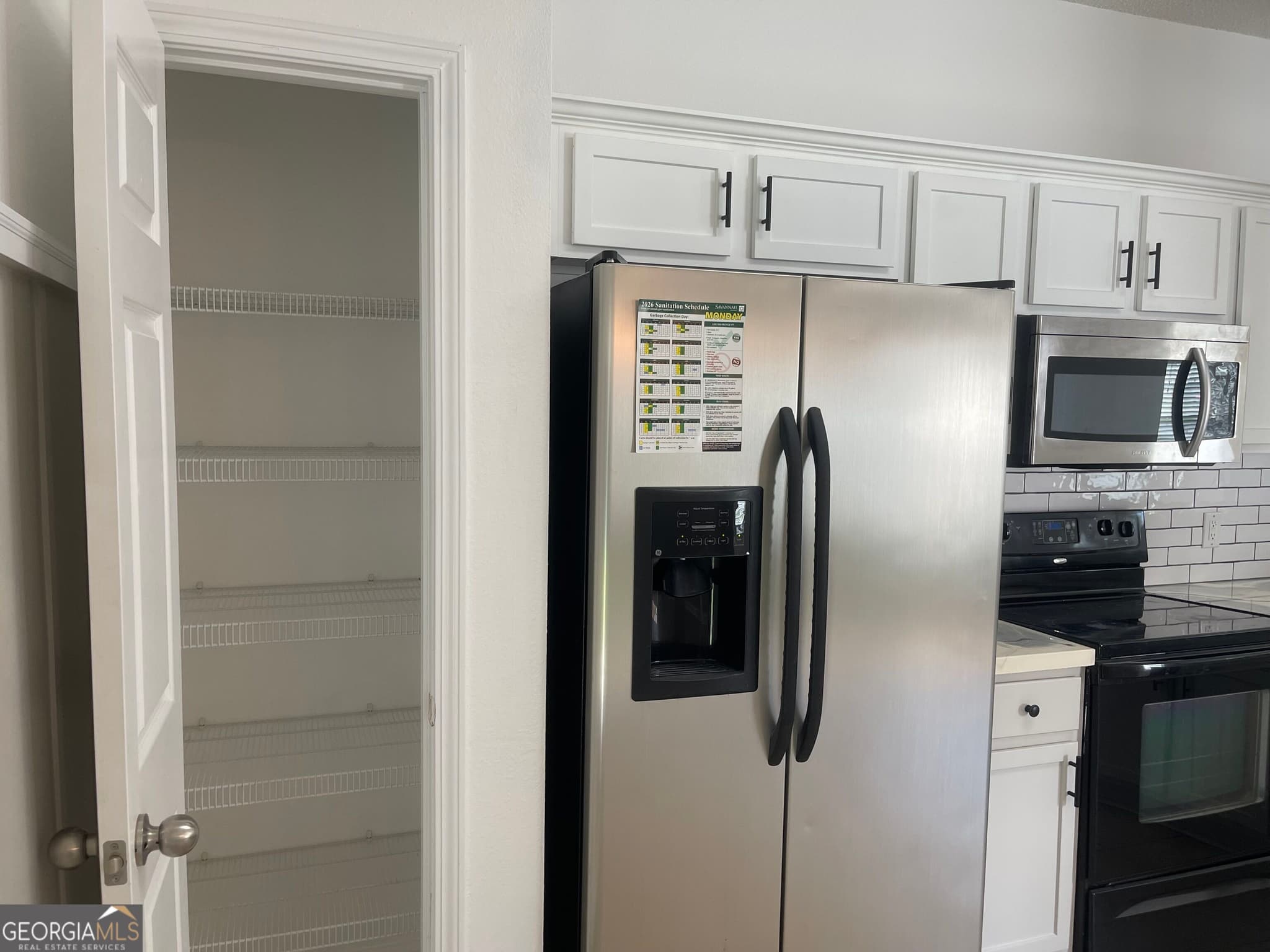 3 bedroom, 2 bathroom, 1,356 sq ft single family residence under contract at 10 Hartland Court, Savannah, GA 31407 — photo 7