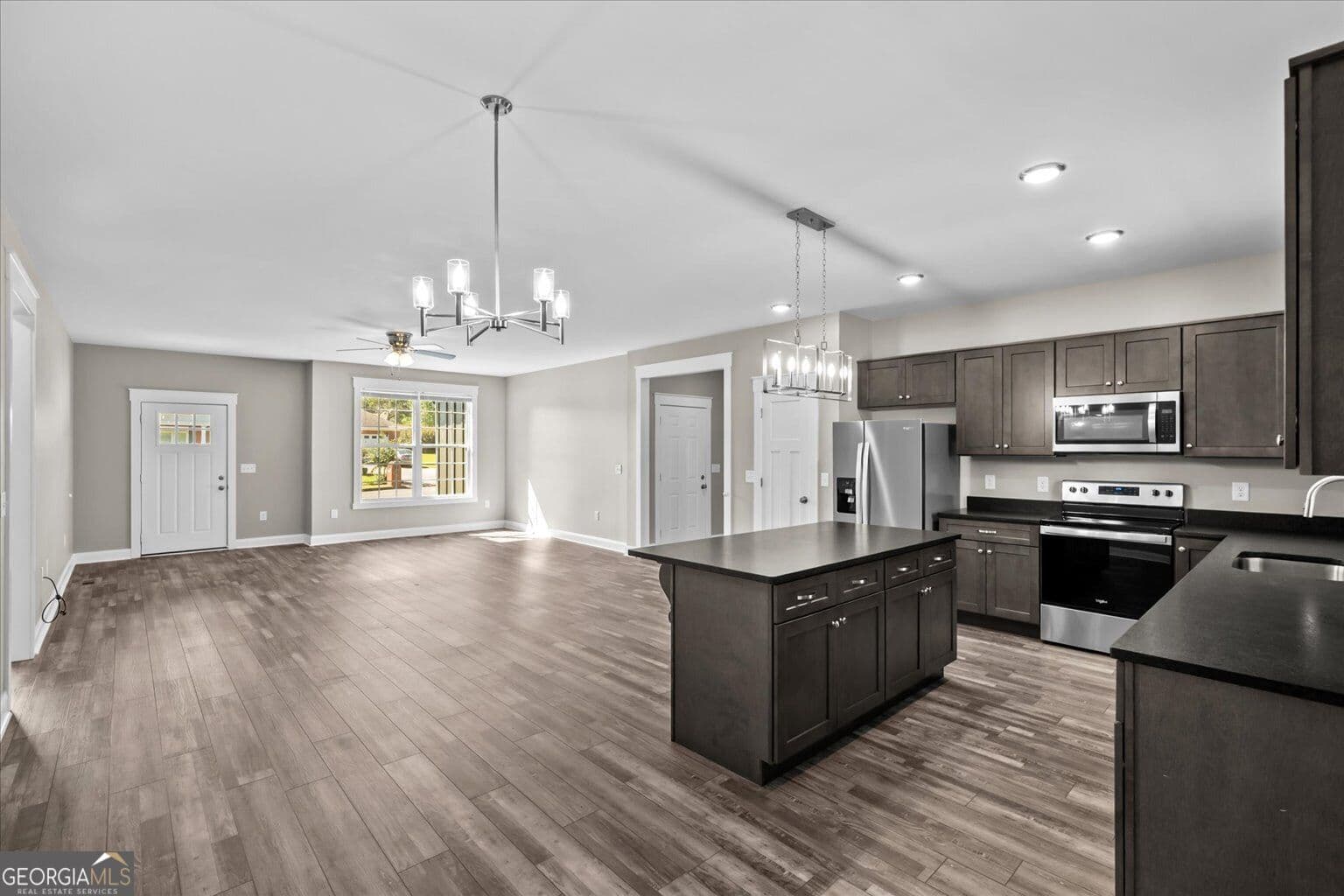 4 bedroom, 2 bathroom, 1,820 sq ft single family residence for sale at 398 Amanda Way, Rocky Face, GA 30740 — photo 8
