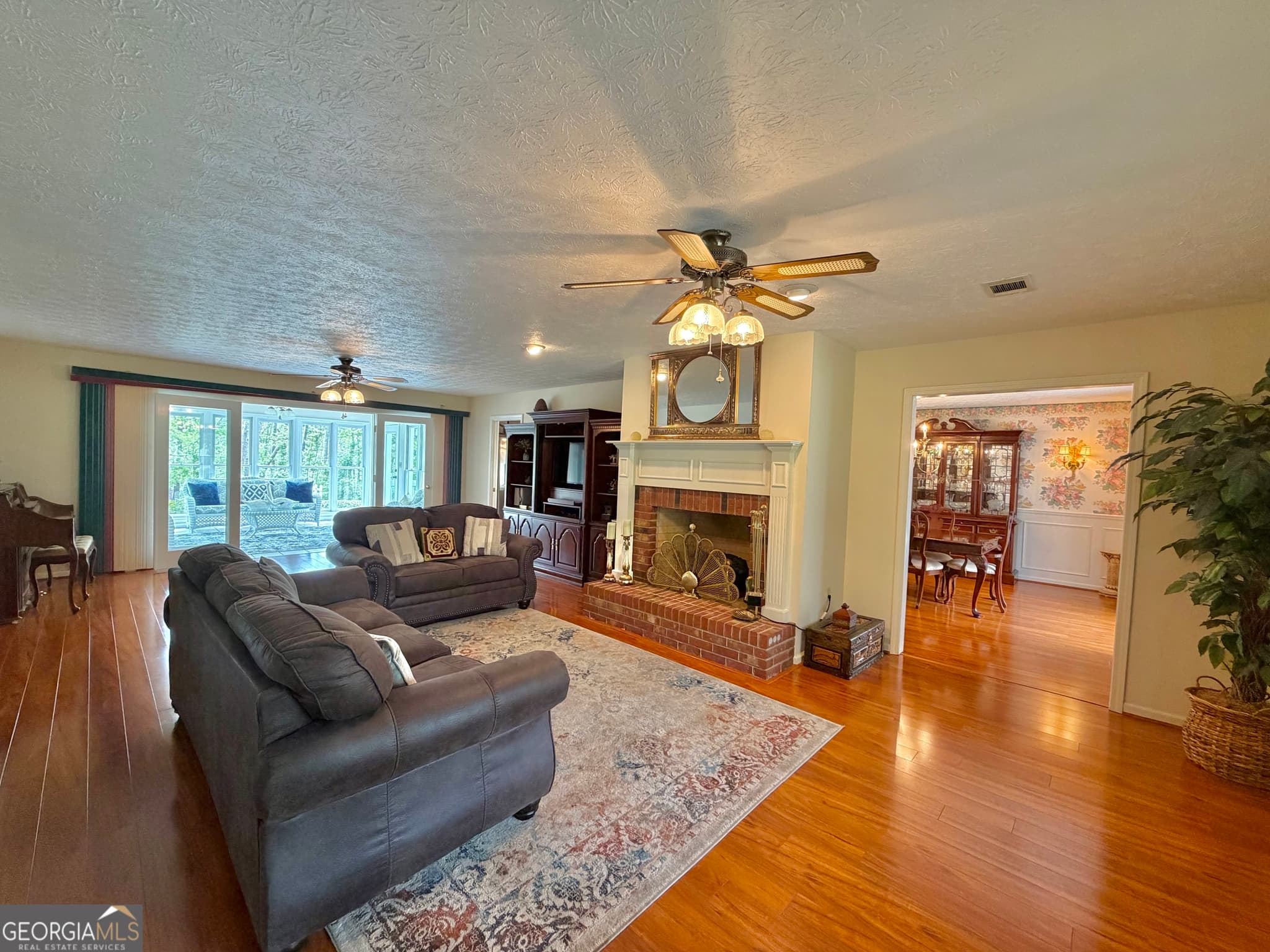 3 bedroom, 2.5 bathroom, 2,798 sq ft single family residence for sale at 51 Jimmy Boatright Drive, Hazlehurst, GA 31539 — photo 7
