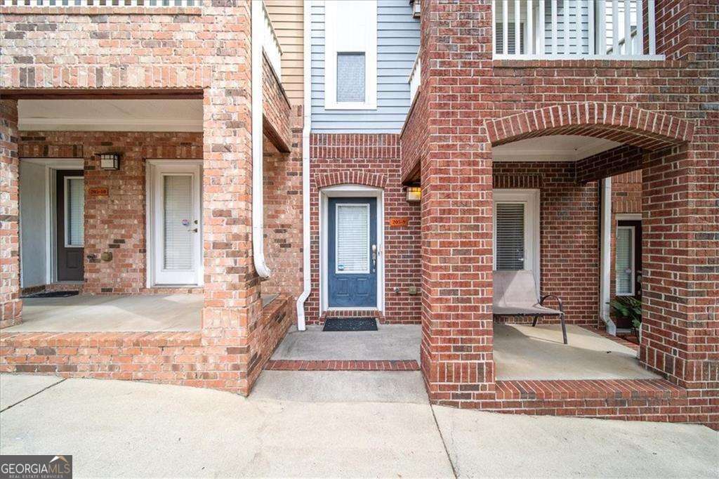 3 bedroom, 3.5 bathroom townhouse for rent at 205 16th Street 9, Atlanta, GA 30363 for $2,695 a month — photo 2