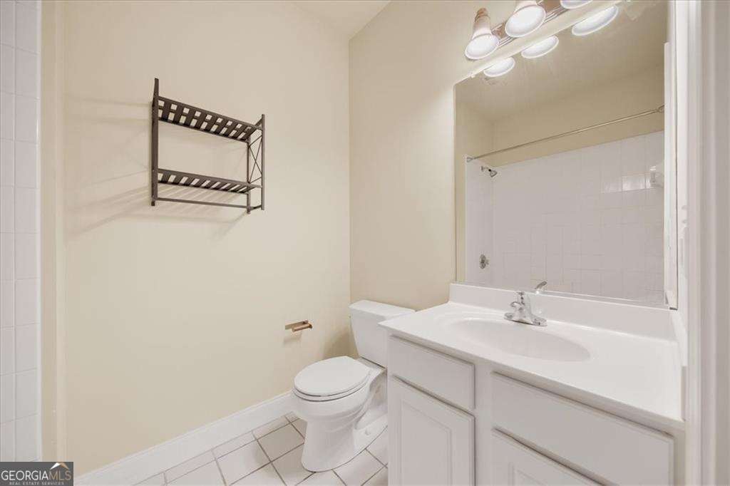 3 bedroom, 3.5 bathroom townhouse for rent at 205 16th Street 9, Atlanta, GA 30363 for $2,695 a month — photo 9