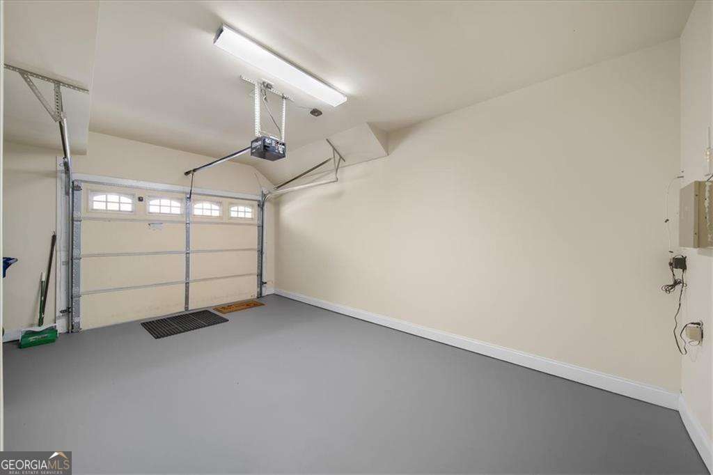3 bedroom, 3.5 bathroom townhouse for rent at 205 16th Street 9, Atlanta, GA 30363 for $2,695 a month — photo 8