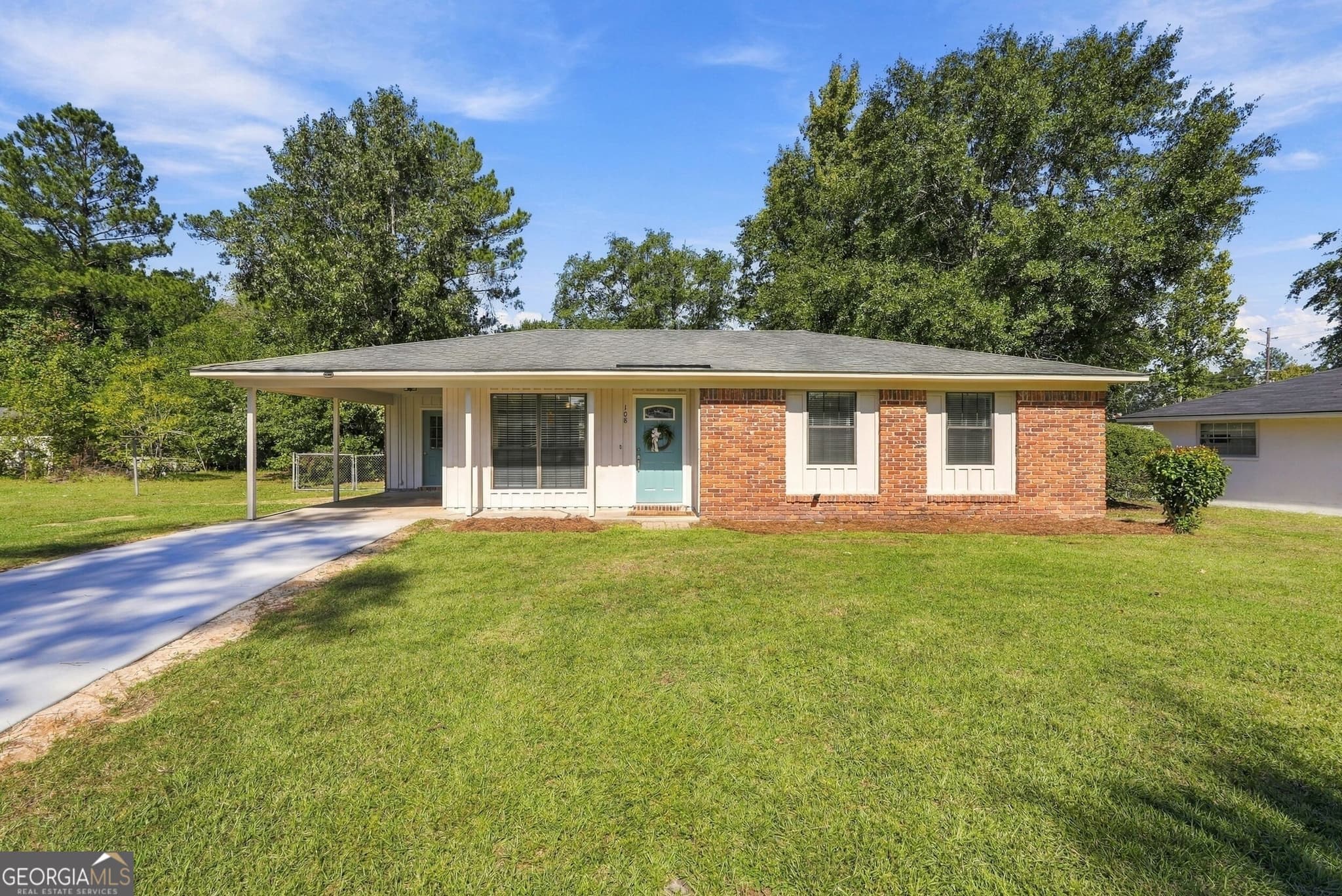 3 bedroom, 1.5 bathroom, 2,230 sq ft single family residence for sale at 108 W 15th Street, Rincon, GA 31326 — photo 2