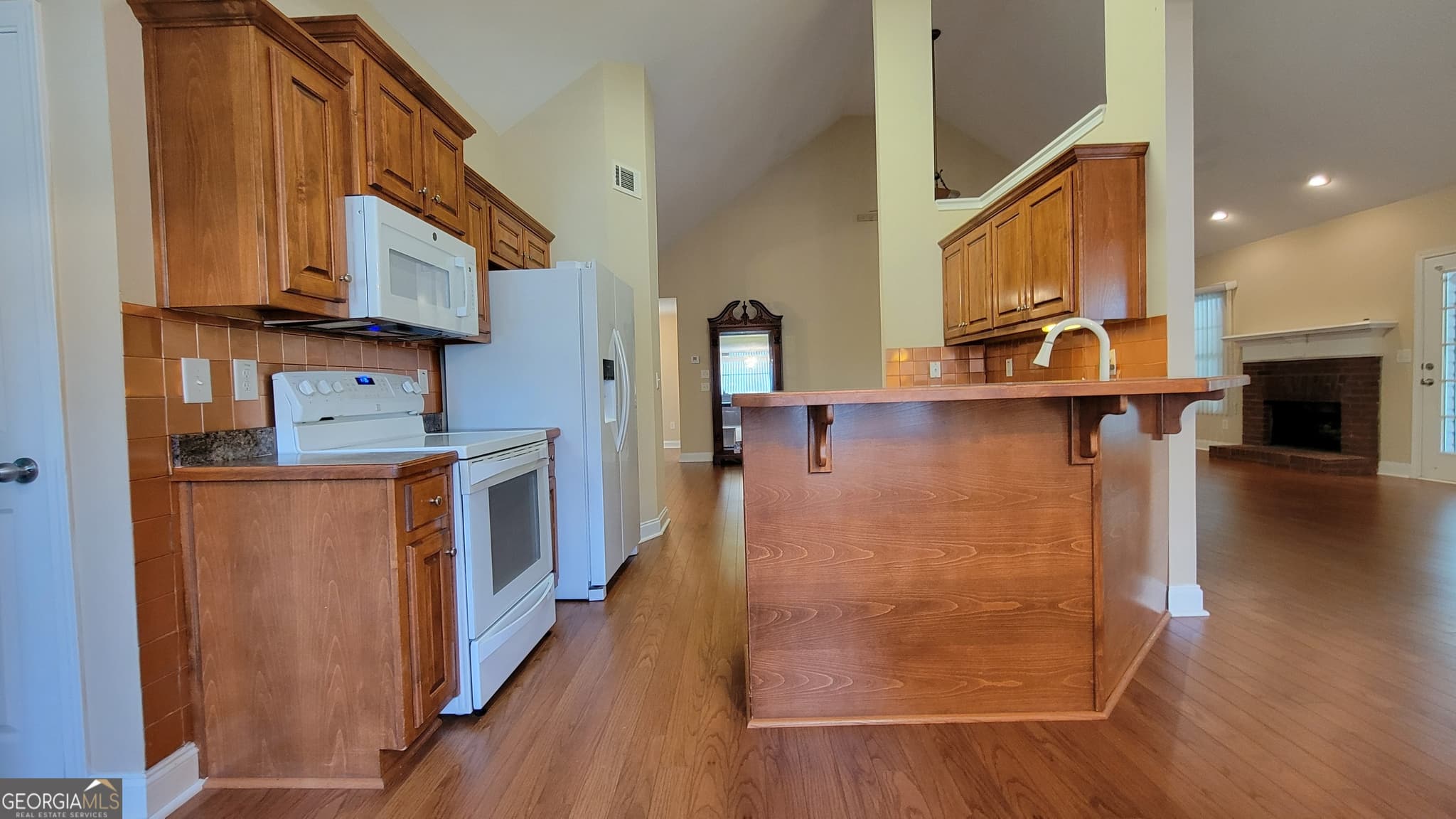 5 bedroom, 3.5 bathroom, 3,920 sq ft single family residence for sale at 371 Summit Chase Drive, Jefferson, GA 30549 — photo 8