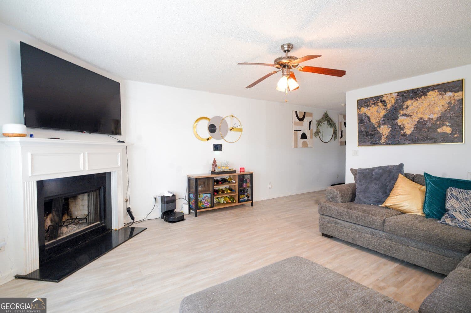 4 bedroom, 2.5 bathroom, 2,238 sq ft single family residence for sale at 1942 Eshelman Court, Atlanta, GA 30349 — photo 10