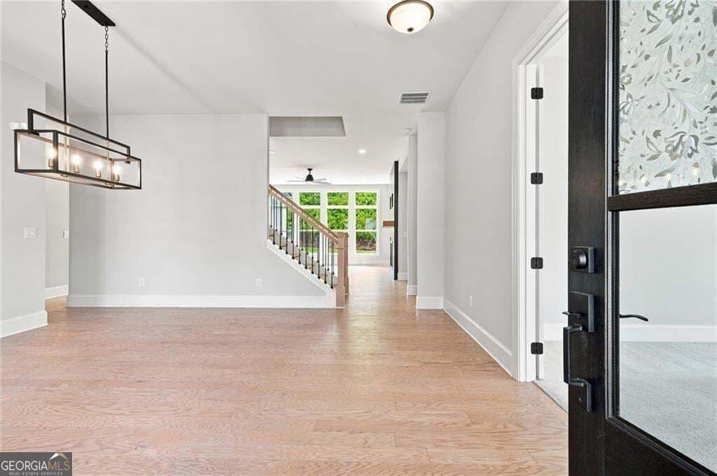 5 bedroom, 5.5 bathroom, 3,990 sq ft single family residence for sale at 886 Keystone Drive, Woodstock, GA 30188 — photo 6