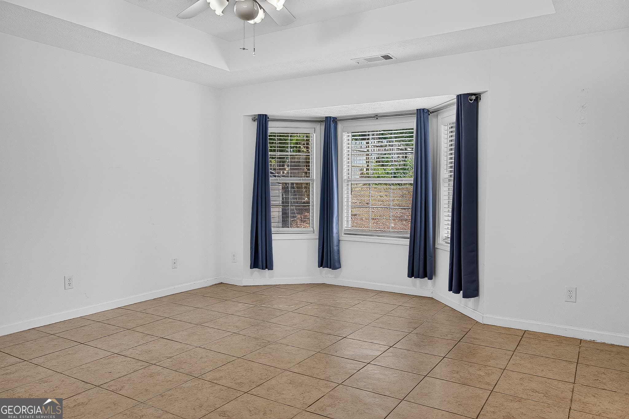 3 bedroom, 2 bathroom, 1,435 sq ft single family residence for sale at 932 Century Oak Drive, Winder, GA 30680 — photo 10