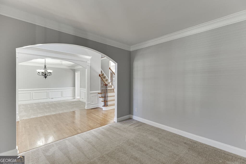 6 bedroom, 5 bathroom, 4,995 sq ft single family residence for sale at 7708 Sleepy Lagoon Way, Flowery Branch, GA 30542 — photo 6